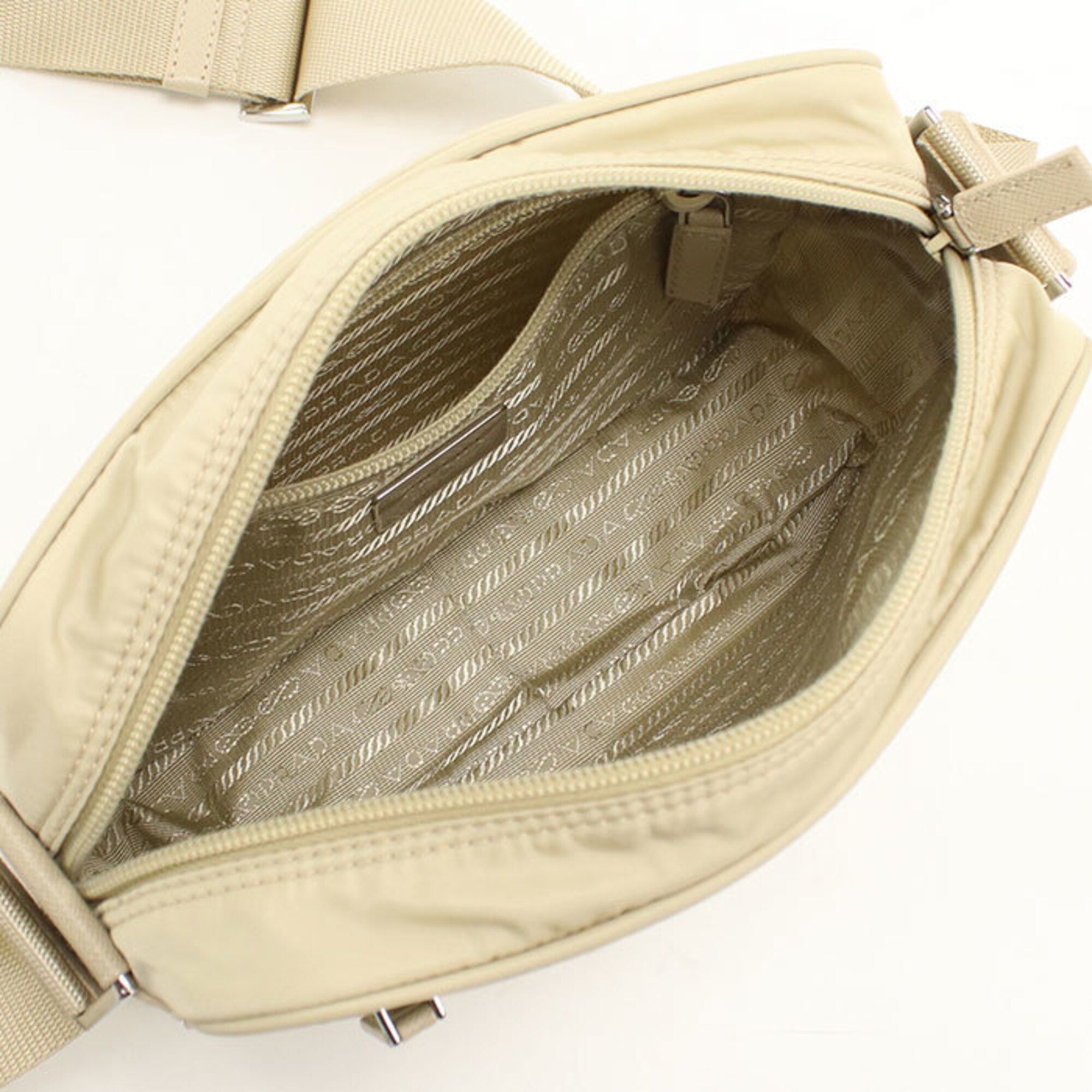 Nylon Shoulder Bag (Pre-Owned) - Prada - Modalova