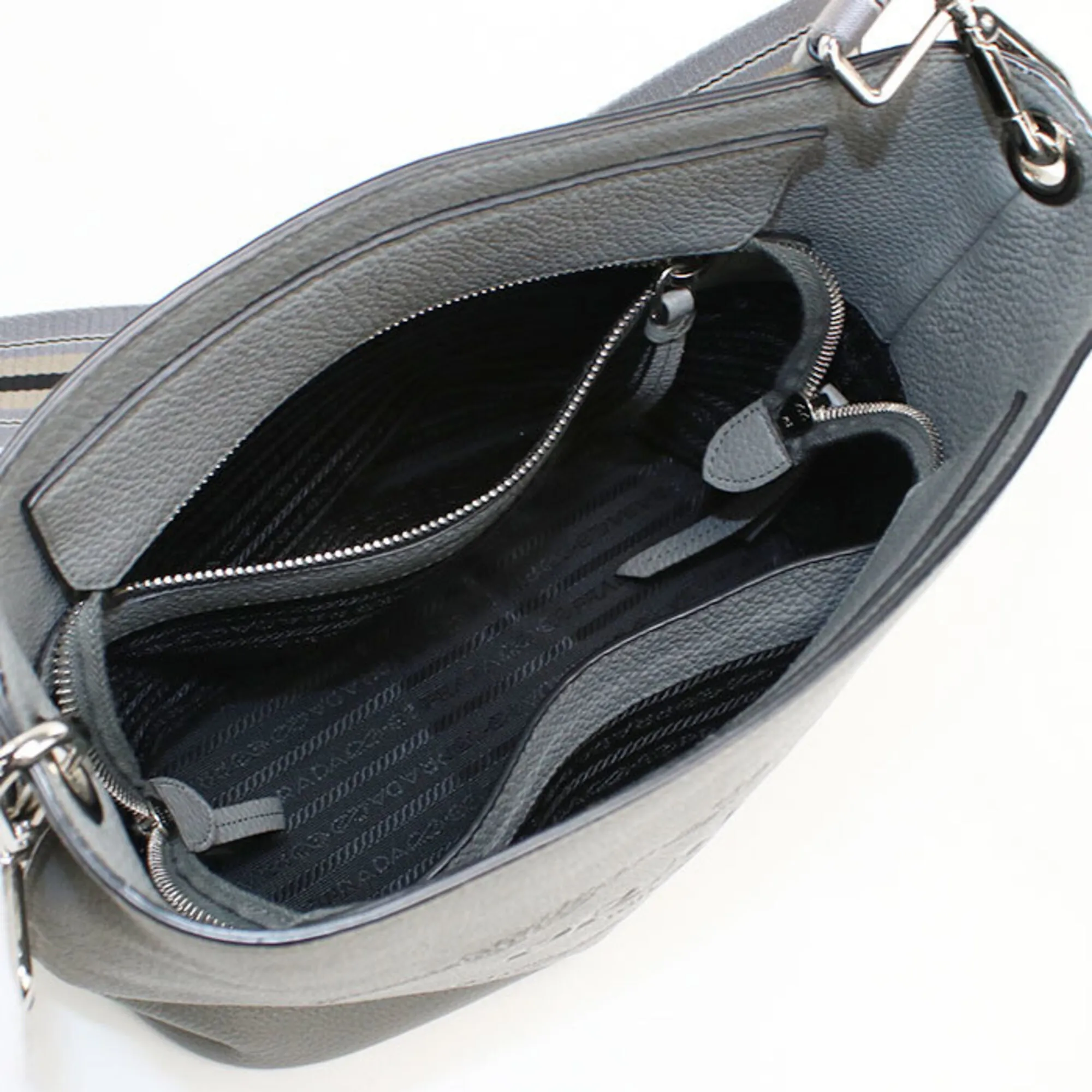 Leather Shoulder Bag (Pre-Owned) - Prada - Modalova