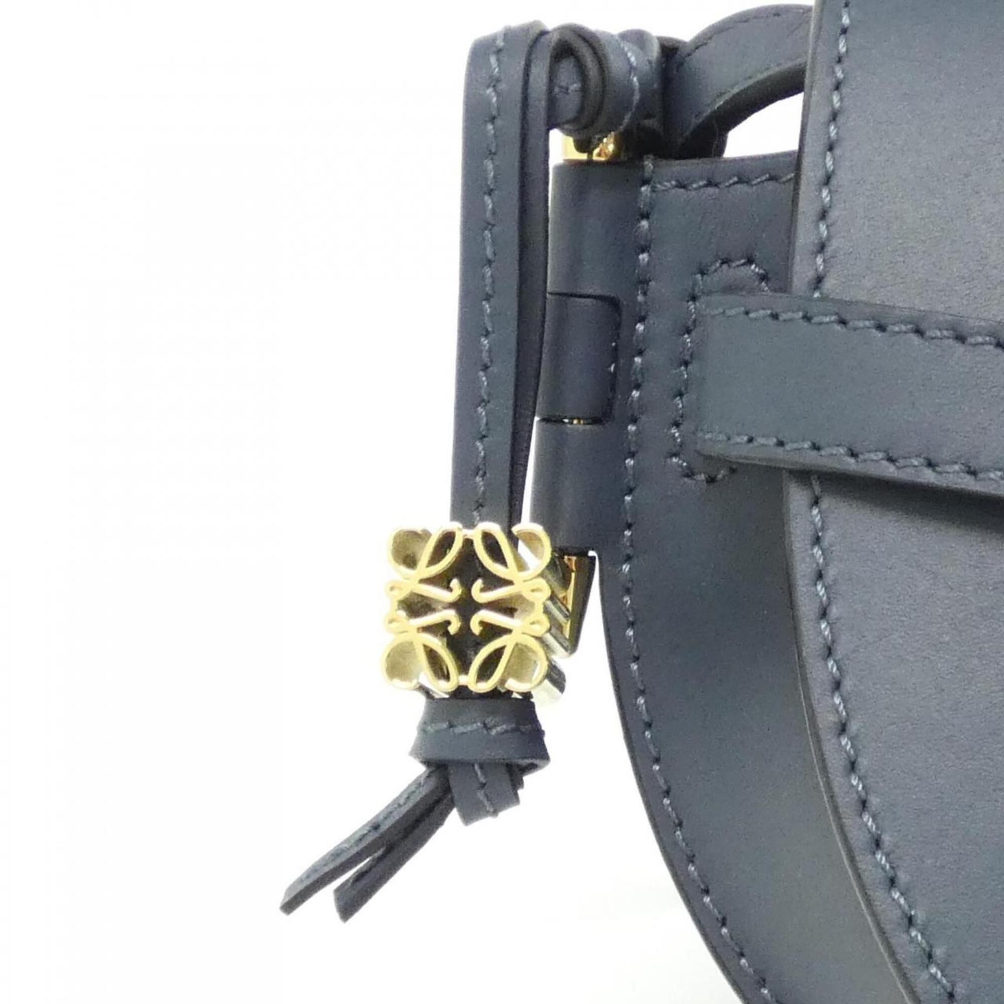 Leather Shoulder Bag (Pre-Owned) - Loewe - Modalova