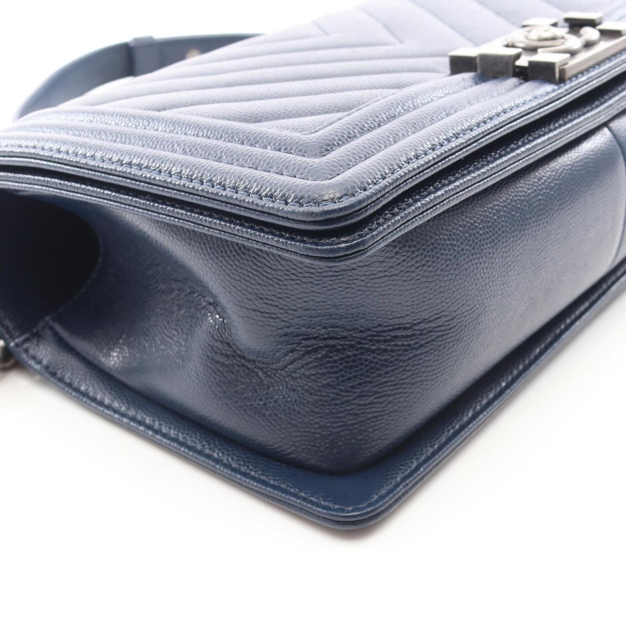 Grained Calfskin Shoulder Bag (Pre-Owned) - Chanel - Modalova