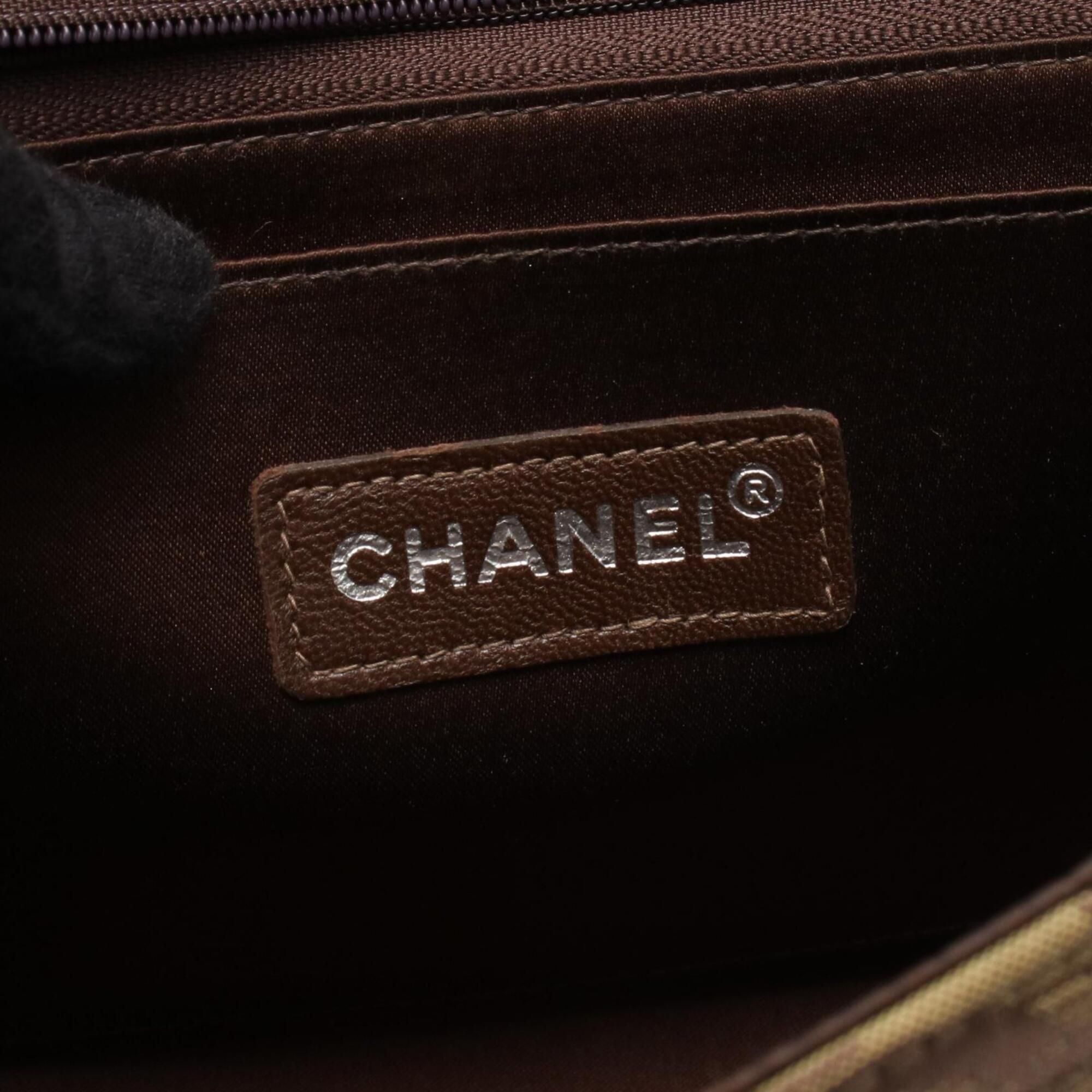 Leather Nylon Canvas Handbag Shoulder Bag (Pre-Owned) - Chanel - Modalova