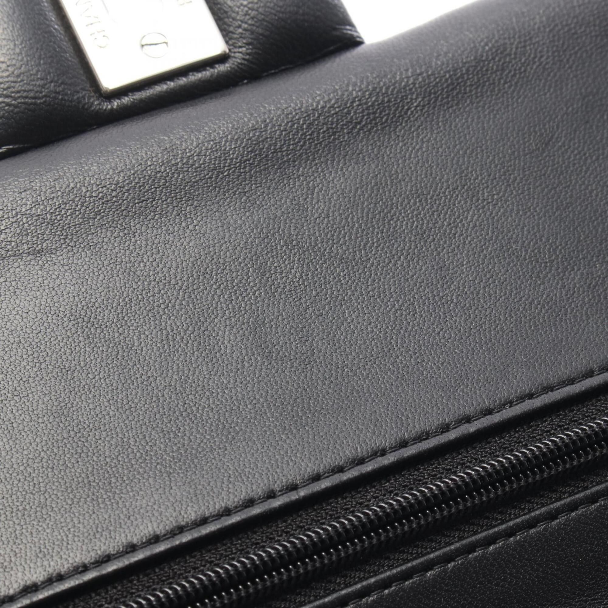 Leather Handbag Shoulder Bag (Pre-Owned) - Chanel - Modalova