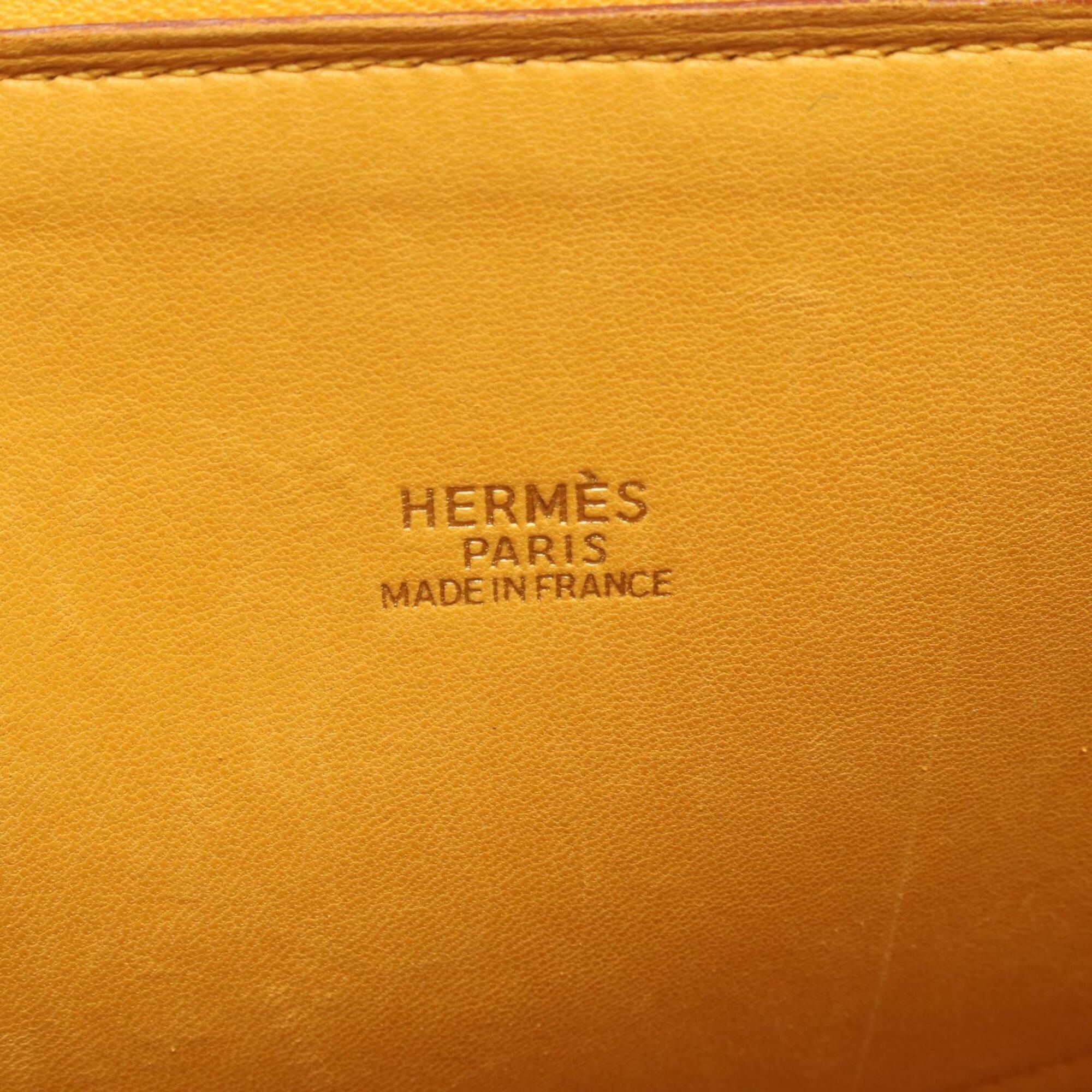 Courchevel Leather Handbag (Pre-Owned) - Hermes - Modalova