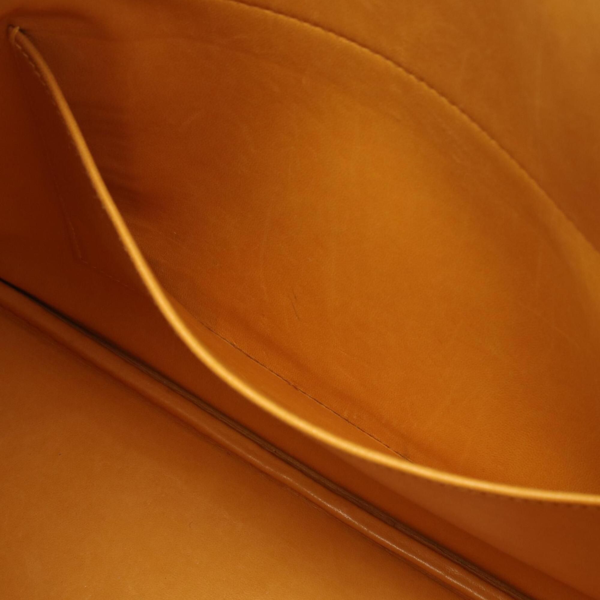 Courchevel Leather Handbag (Pre-Owned) - Hermes - Modalova