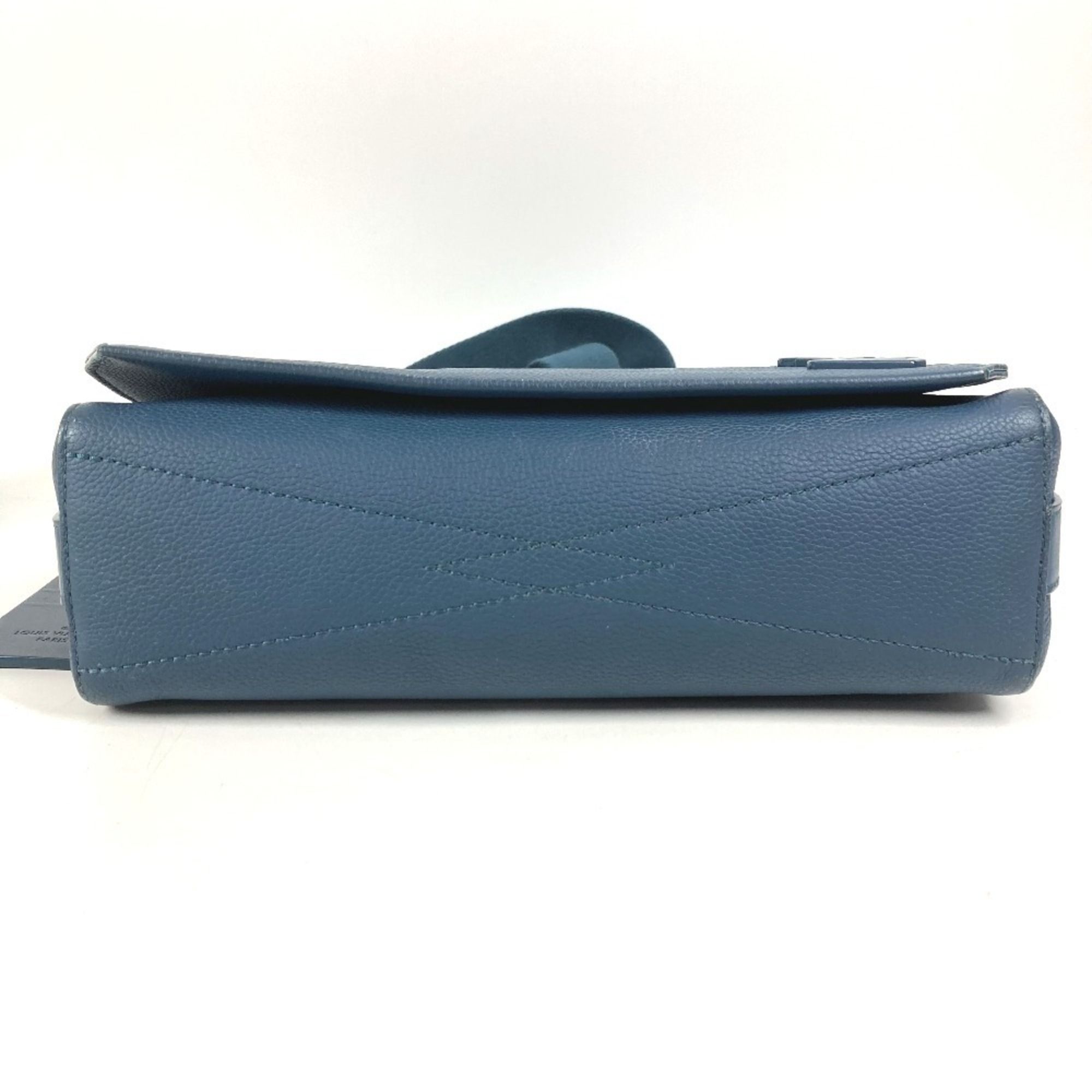 Leather Shoulder Bag (Pre-Owned) - Louis Vuitton - Modalova