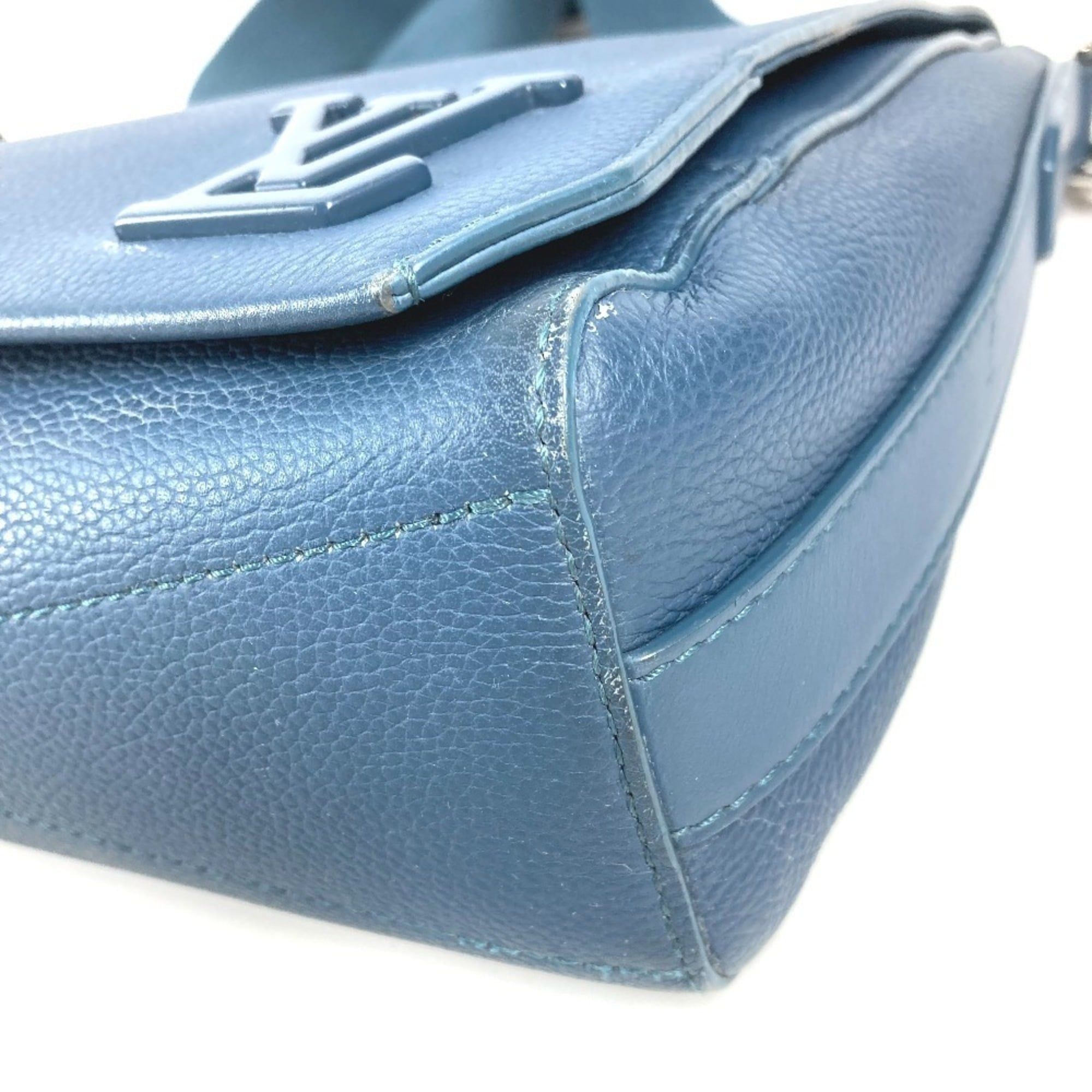 Leather Shoulder Bag (Pre-Owned) - Louis Vuitton - Modalova
