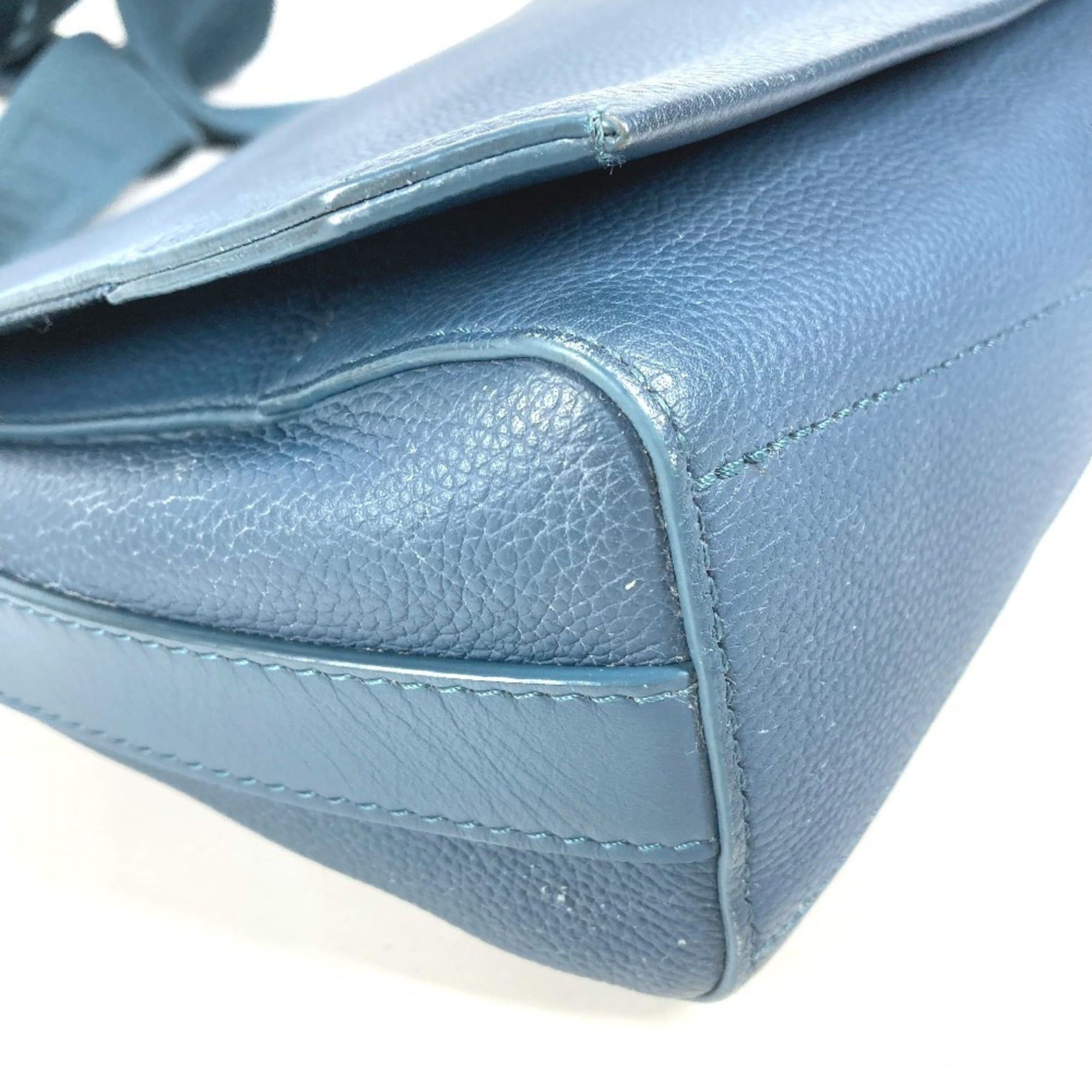 Leather Shoulder Bag (Pre-Owned) - Louis Vuitton - Modalova