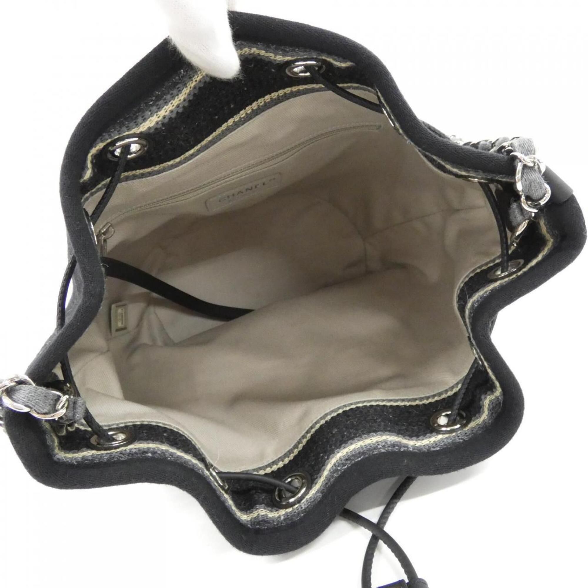 Canvas Leather Shoulder Bag (Pre-Owned) - Chanel - Modalova