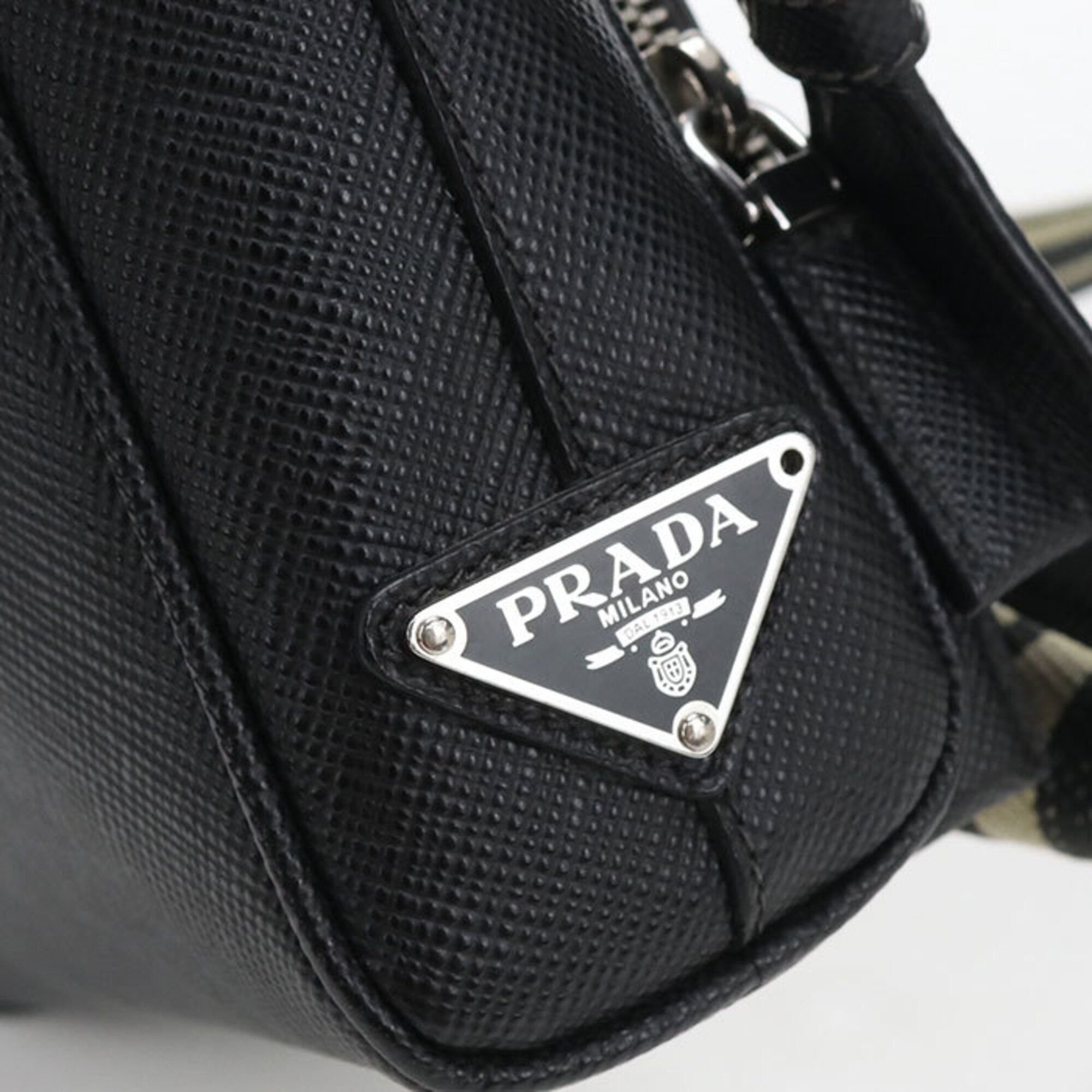 Leather Shoulder Bag (Pre-Owned) - Prada - Modalova