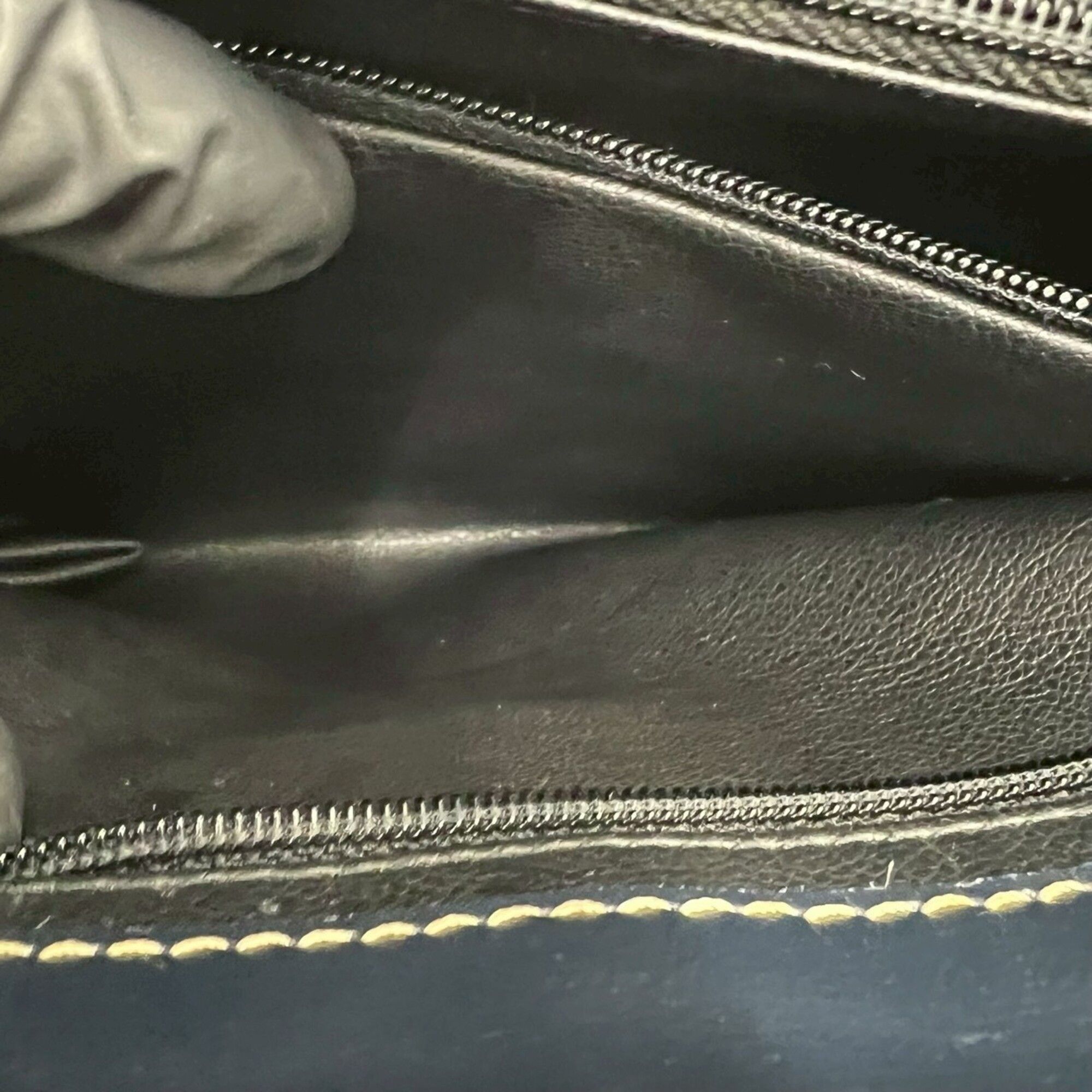 Leather Shoulder Bag (Pre-Owned) - Yves Saint Laurent - Modalova