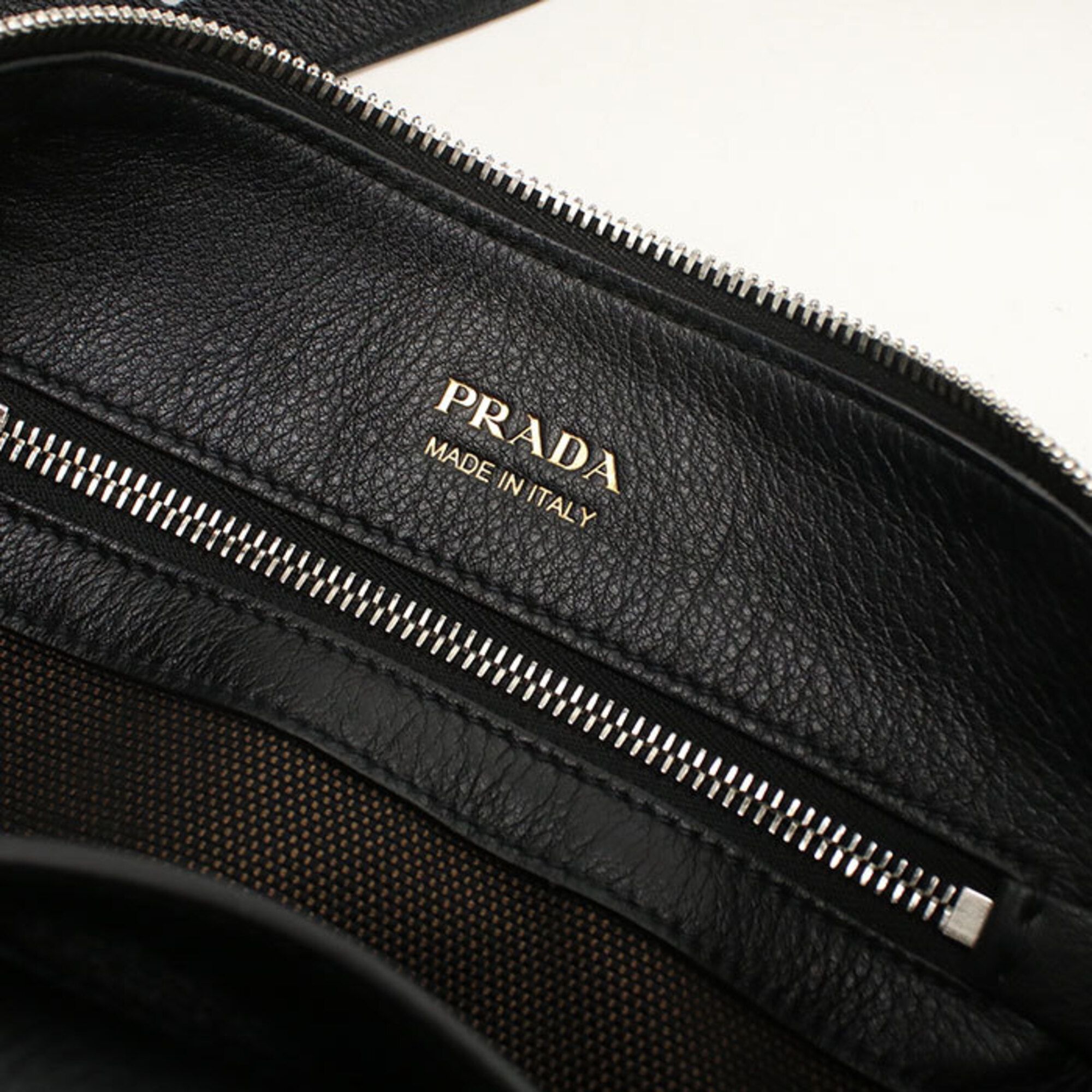 Leather Shoulder Bag (Pre-Owned) - Prada - Modalova