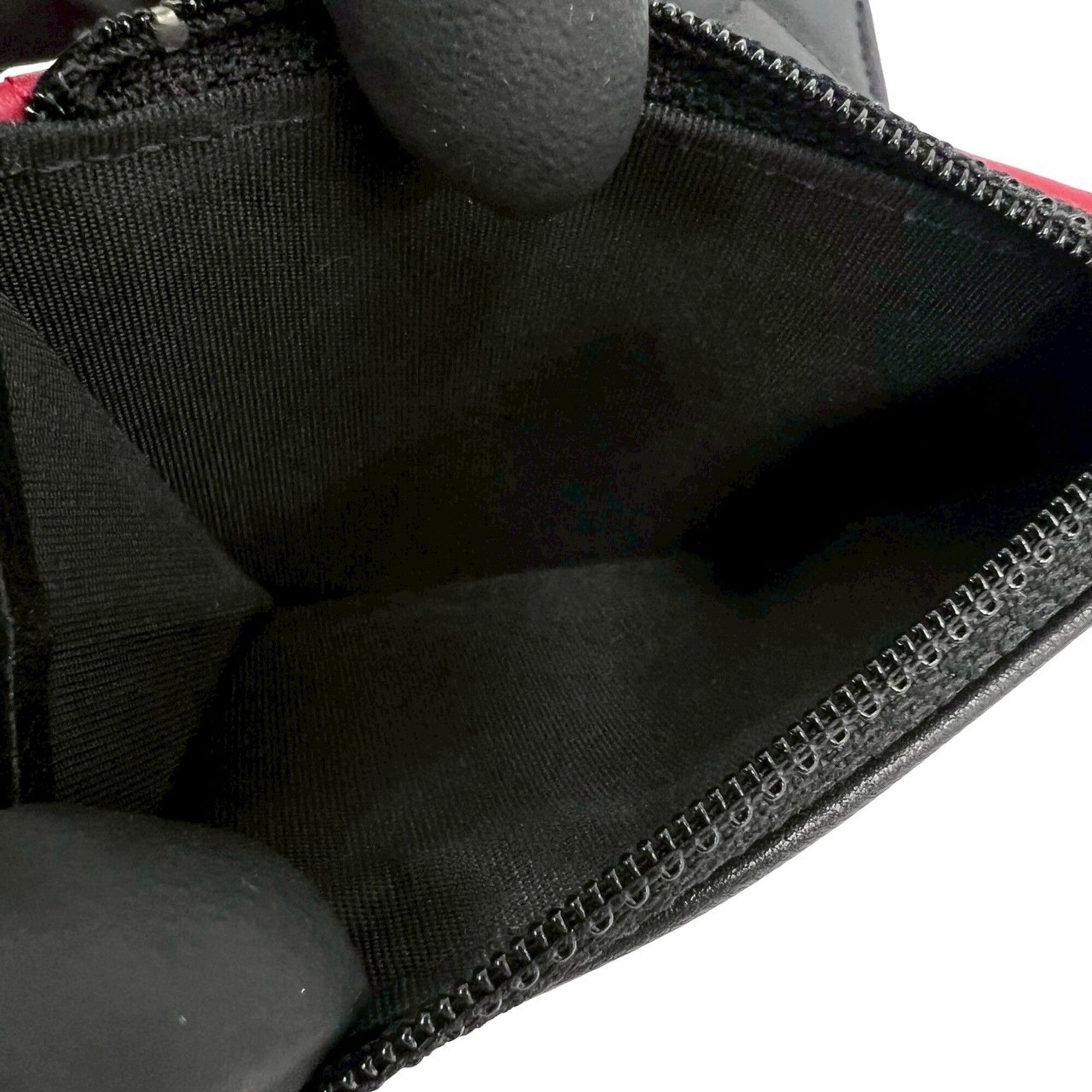 Leather Wallet (Tri-Fold) (Pre-Owned) - Chanel - Modalova