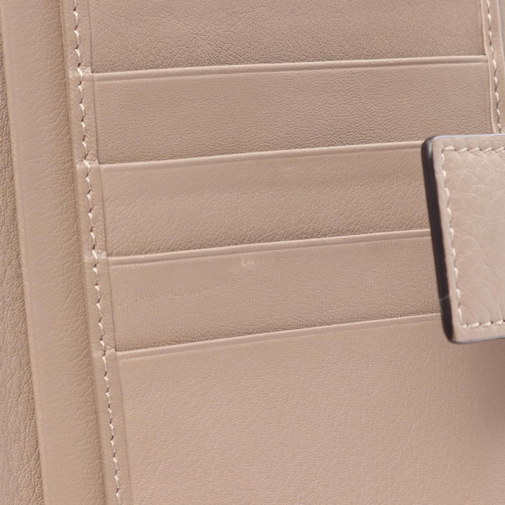 Leather Long Wallet (Bi-Fold) (Pre-Owned) - Fendi - Modalova