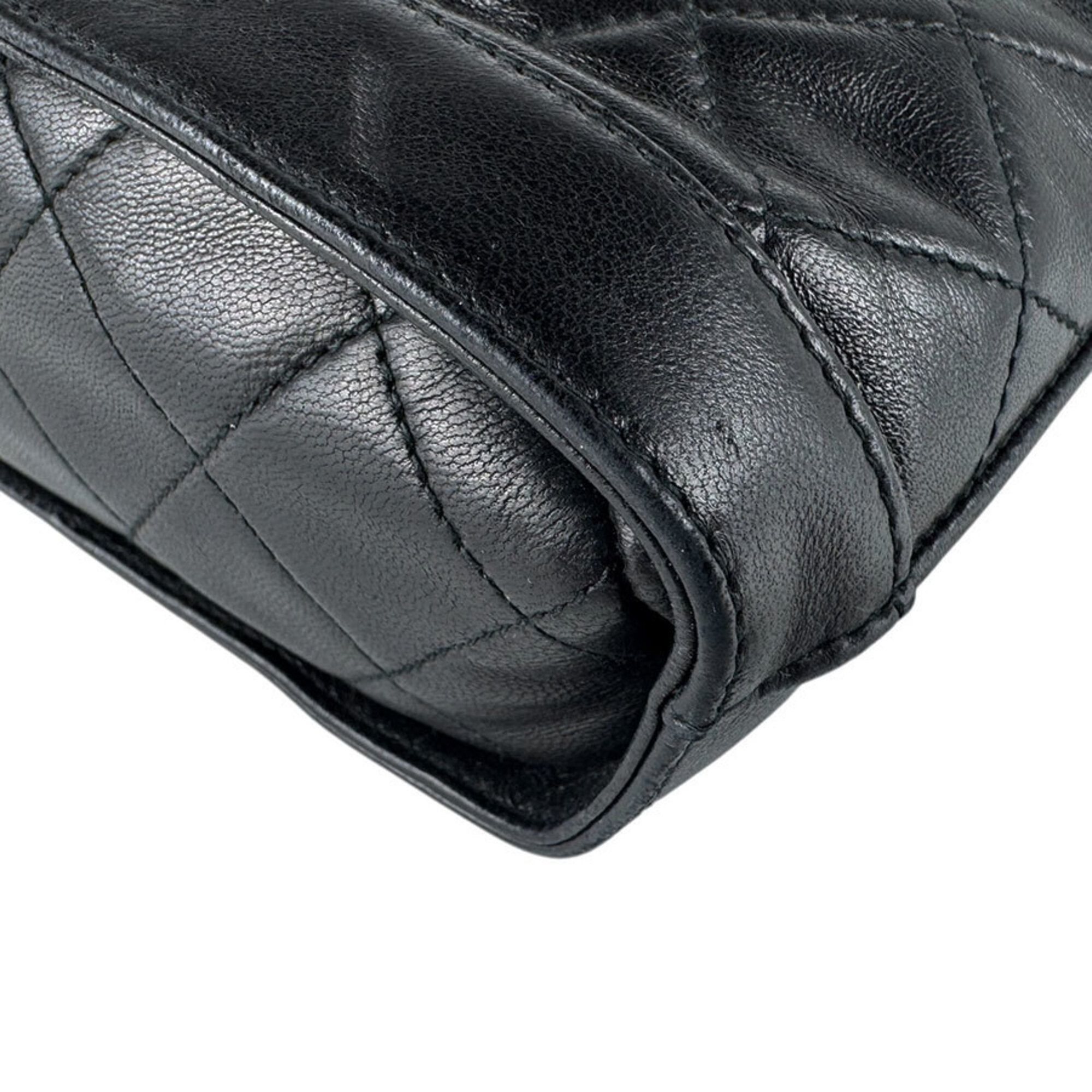 Leather Shoulder Bag (Pre-Owned) - Chanel - Modalova