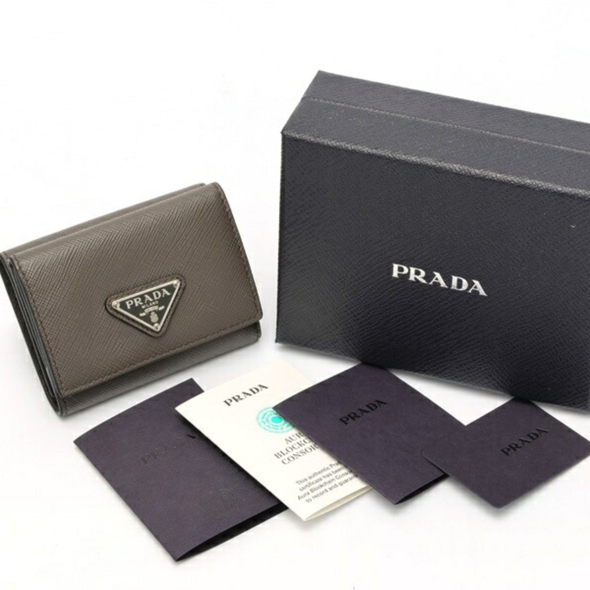 Leather Wallet (Tri-Fold) (Pre-Owned) - Prada - Modalova