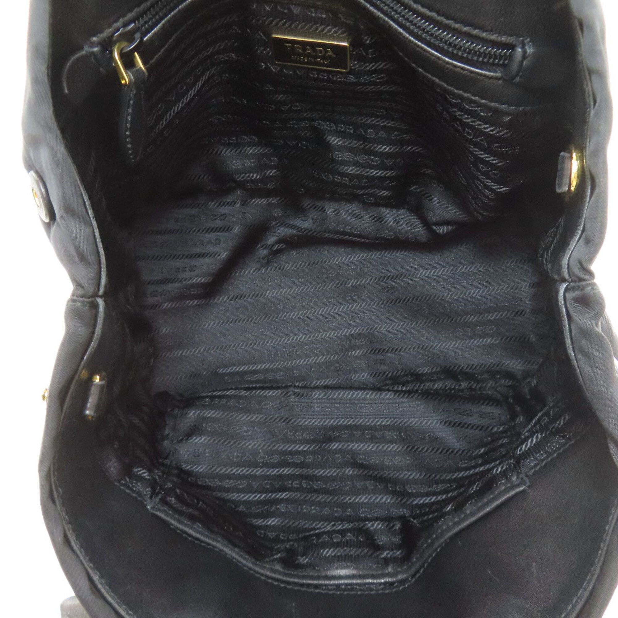 Nylon Handbag (Pre-Owned) - Prada - Modalova