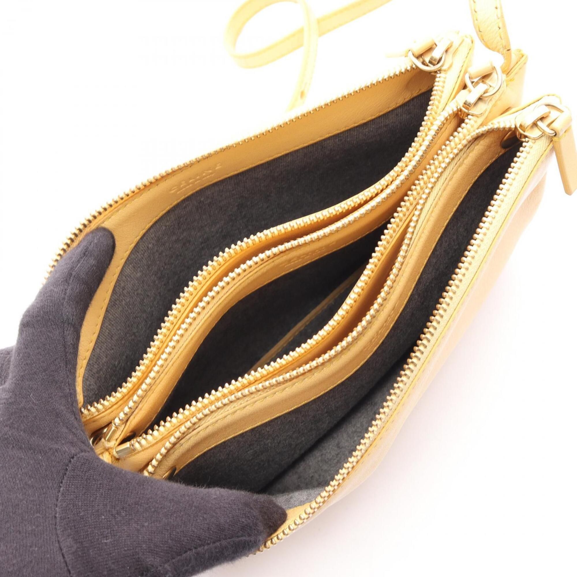 Leather Handbag Shoulder Bag (Pre-Owned) - Celine - Modalova