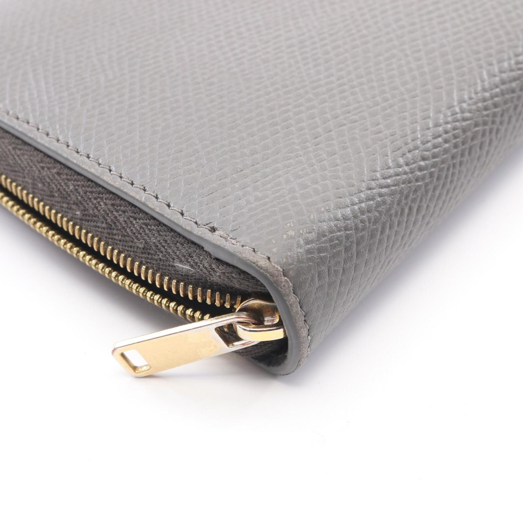 Leather Long Wallet (Bi-Fold) (Pre-Owned) - Celine - Modalova