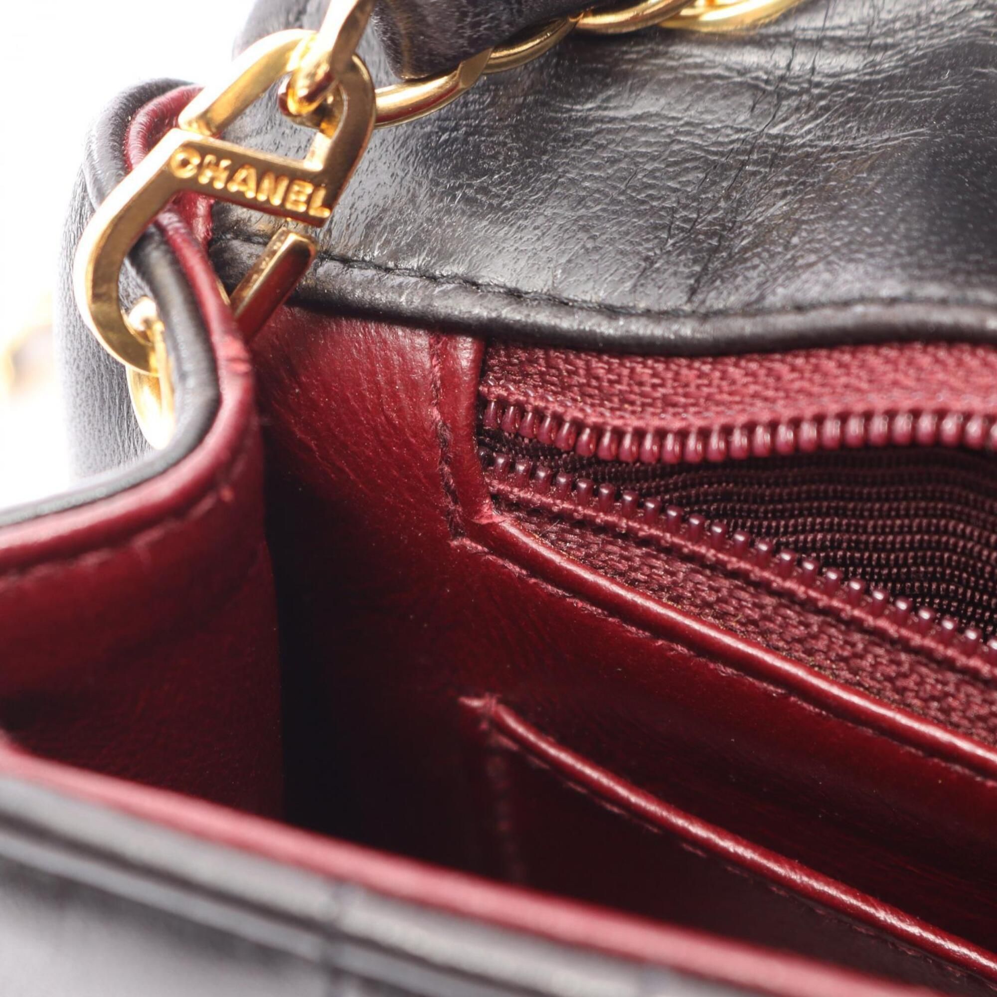 Leather Handbag Shoulder Bag (Pre-Owned) - Chanel - Modalova