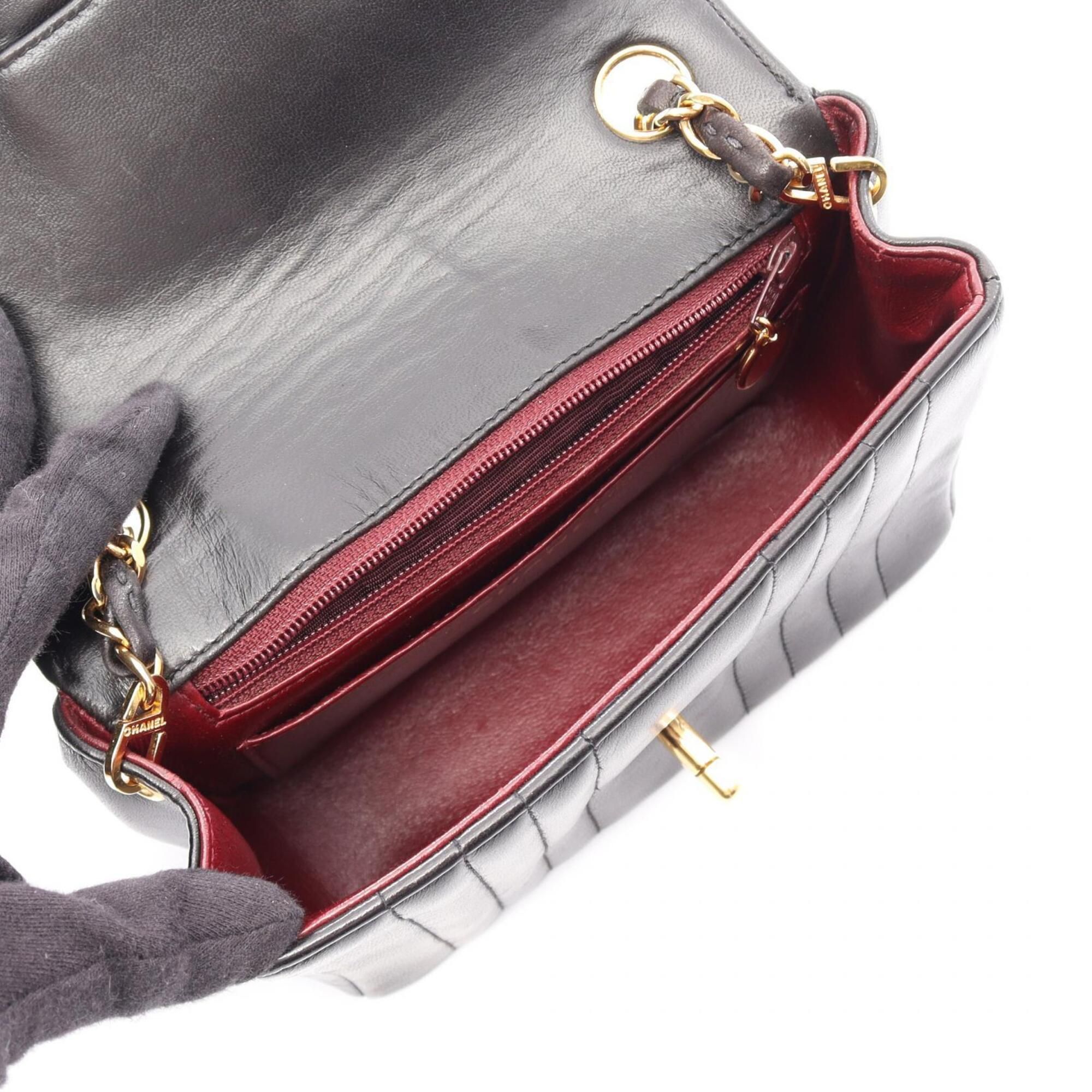 Leather Handbag Shoulder Bag (Pre-Owned) - Chanel - Modalova