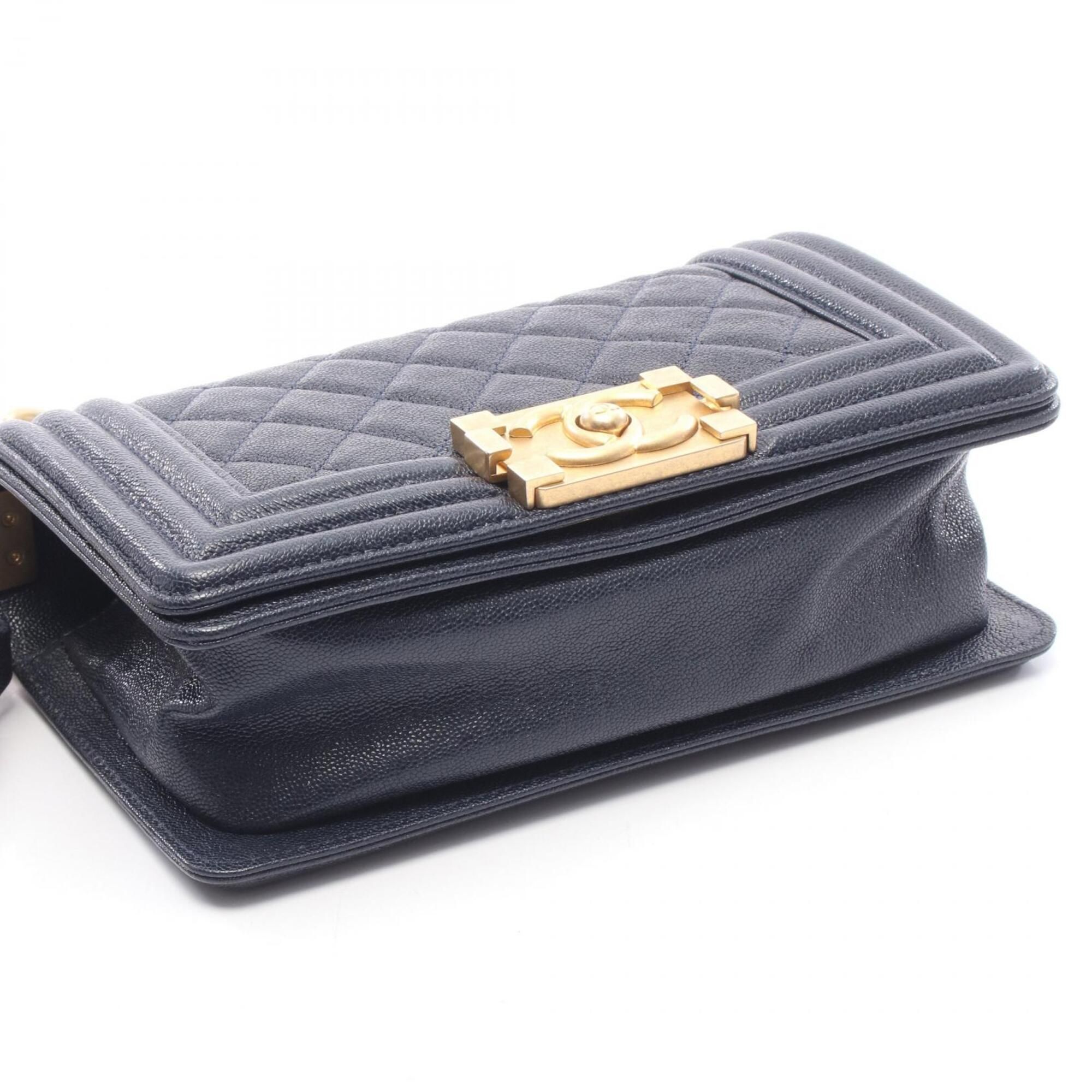 Boy Leather Handbag Shoulder Bag (Pre-Owned) - Chanel - Modalova