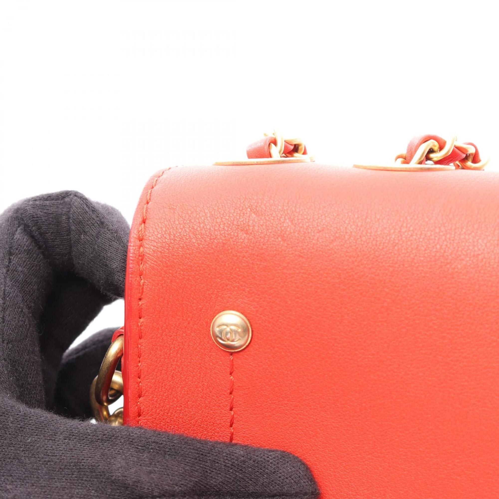 Matelasse Leather Handbag Shoulder Bag (Pre-Owned) - Chanel - Modalova