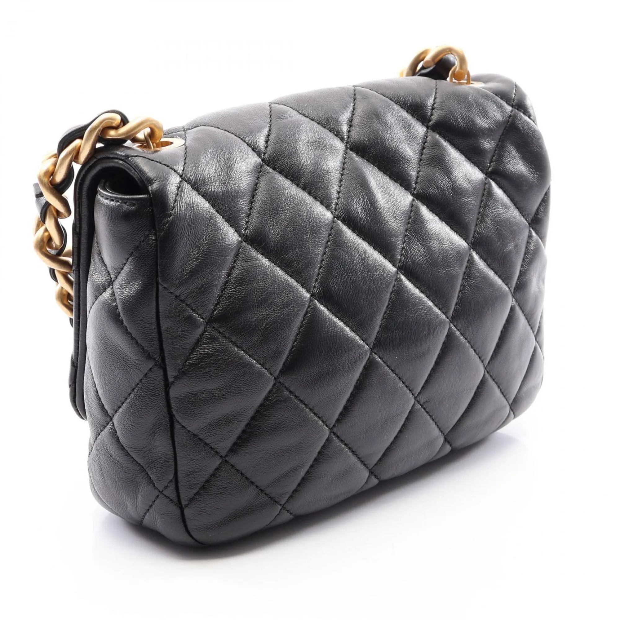 Matelasse Leather Handbag Shoulder Bag (Pre-Owned) - Chanel - Modalova