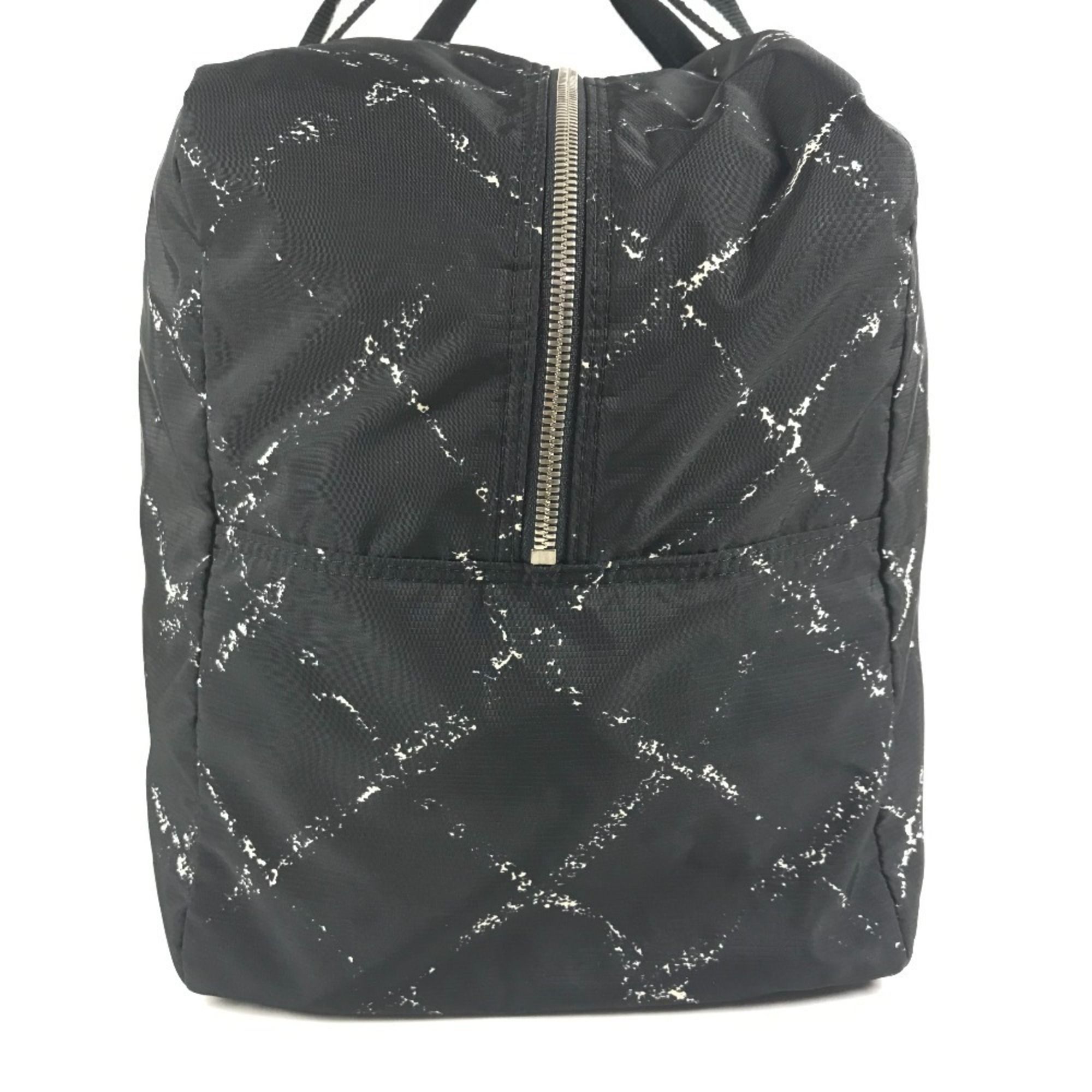 Nylon Boston Bag Shoulder Bag (Pre-Owned) - Chanel - Modalova