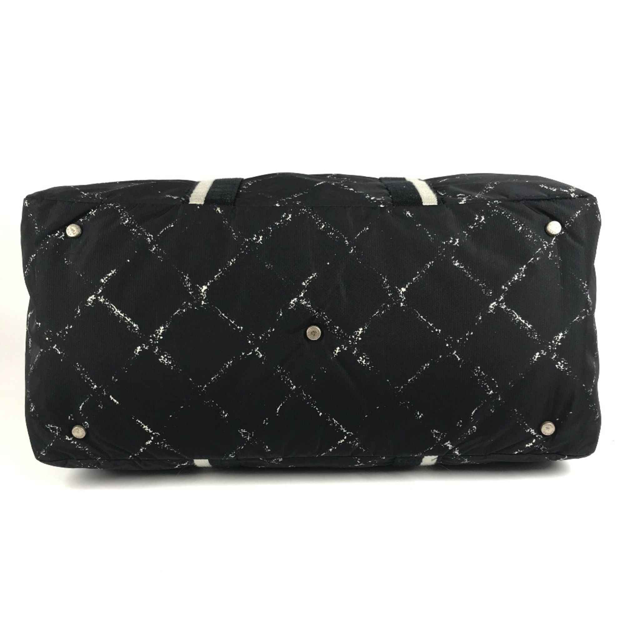 Nylon Boston Bag Shoulder Bag (Pre-Owned) - Chanel - Modalova