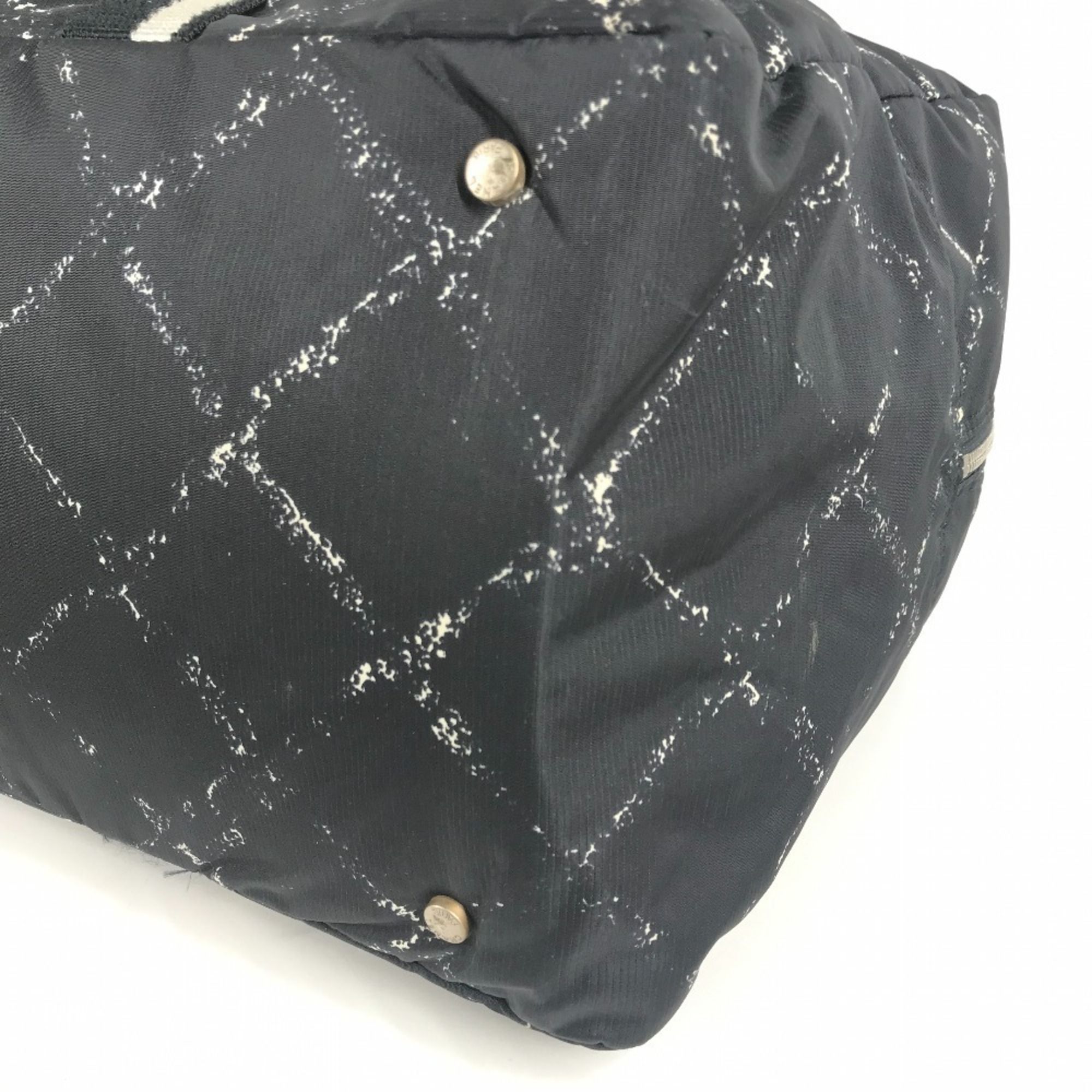 Nylon Boston Bag Shoulder Bag (Pre-Owned) - Chanel - Modalova