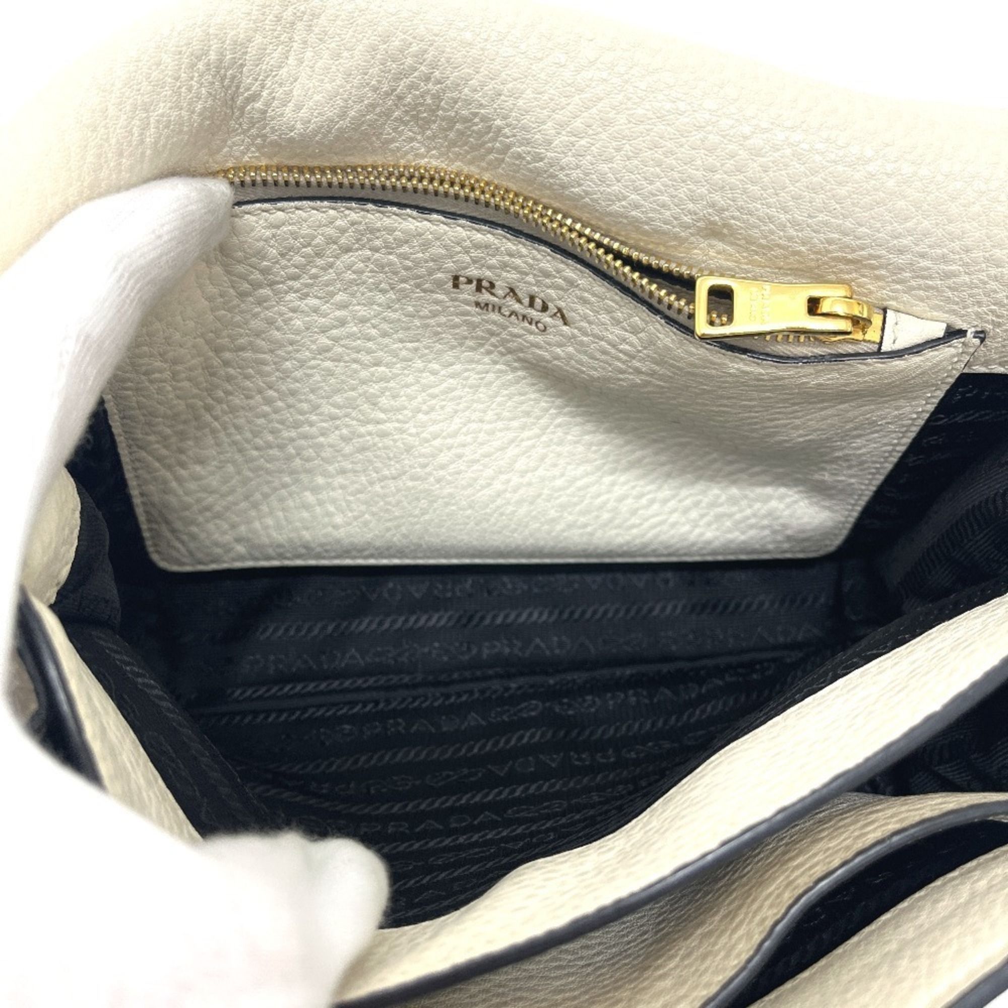 Leather Handbag Shoulder Bag (Pre-Owned) - Prada - Modalova