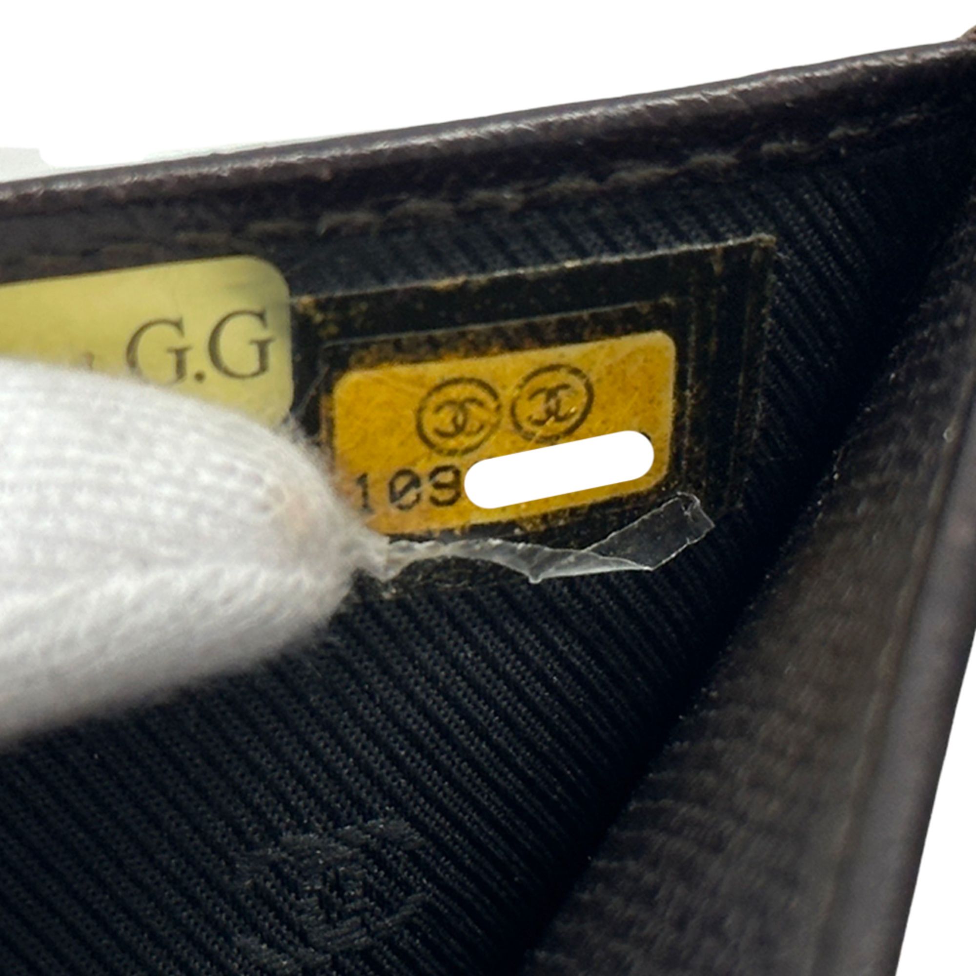 Leather Wallet (Bi-Fold) (Pre-Owned) - Chanel - Modalova