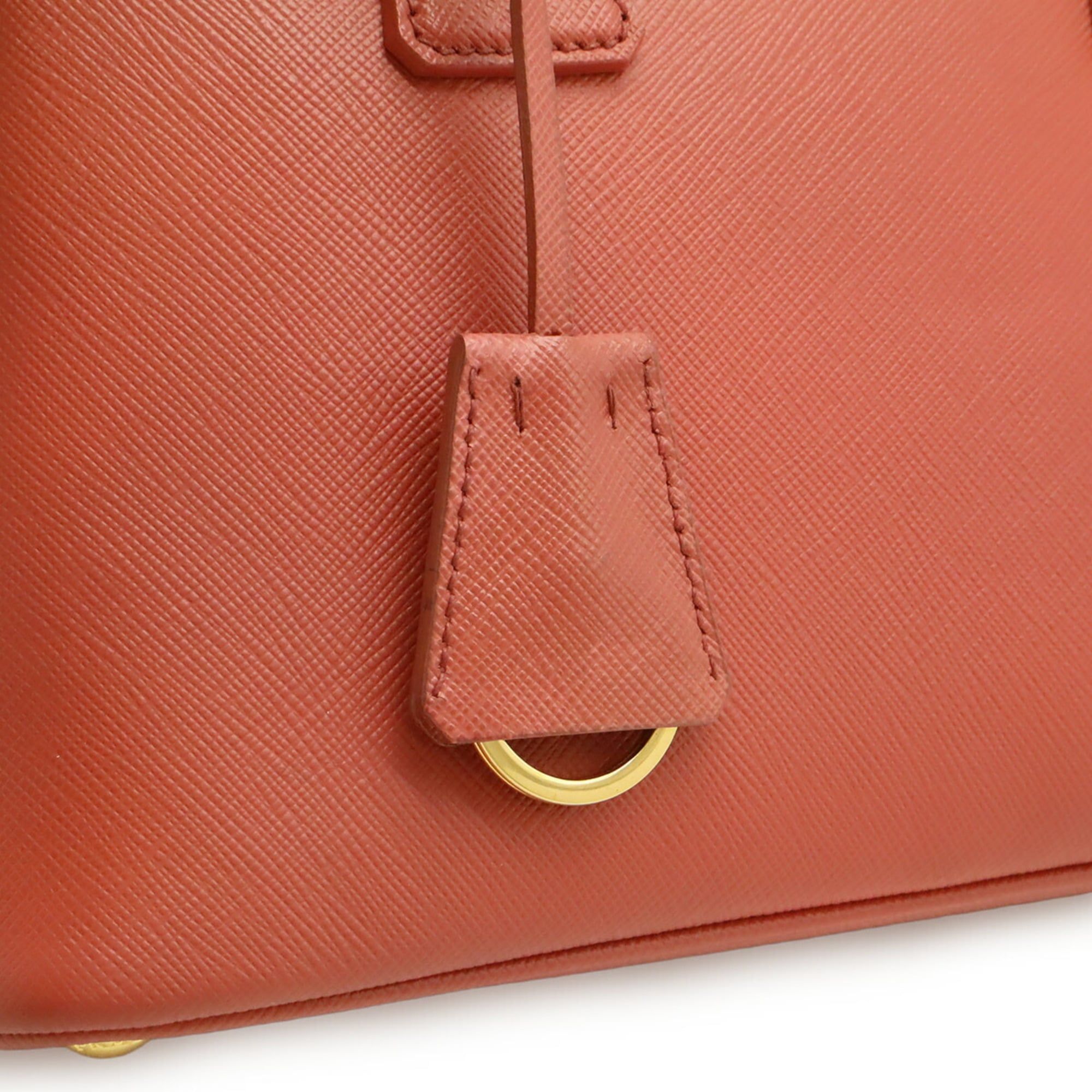Leather Handbag Shoulder Bag (Pre-Owned) - Prada - Modalova