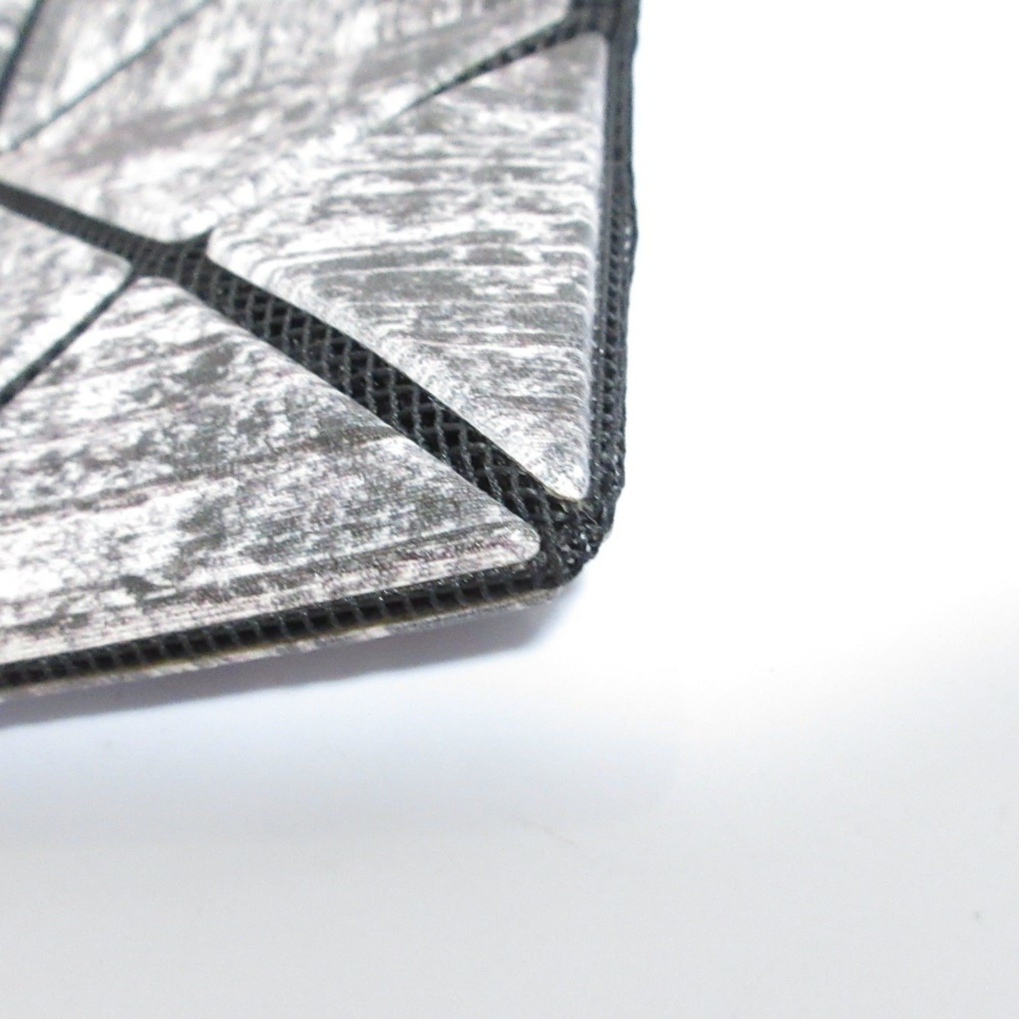 Nylon Polyester Elastane Brass Clutch Bag (Pre-Owned) - Issey Miyake - Modalova