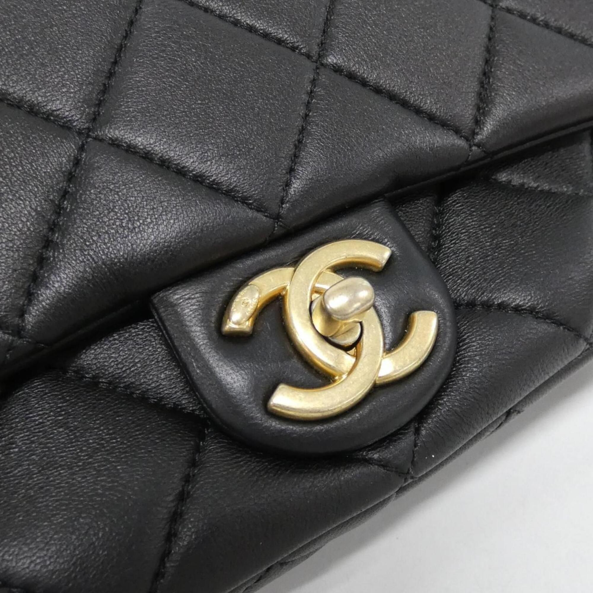 Leather Shoulder Bag (Pre-Owned) - Chanel - Modalova