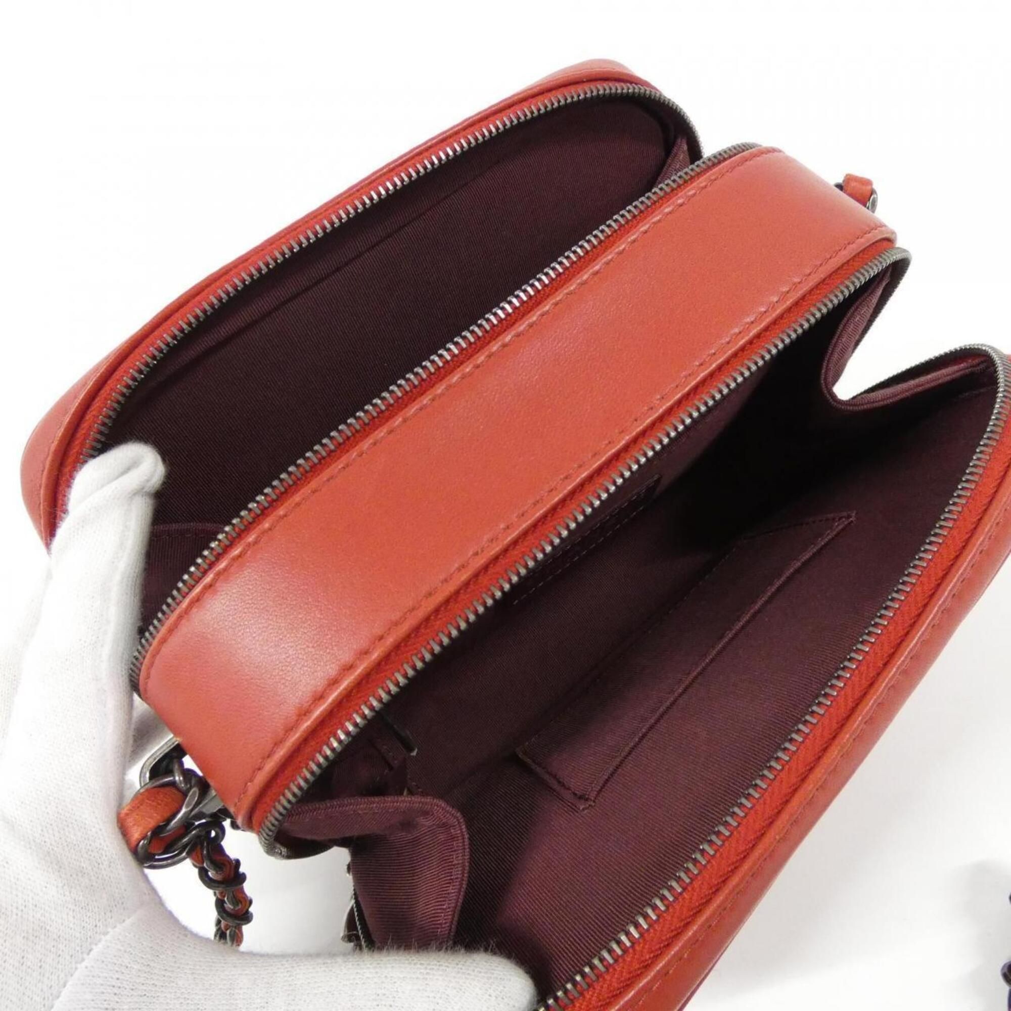 Leather Shoulder Bag (Pre-Owned) - Chanel - Modalova