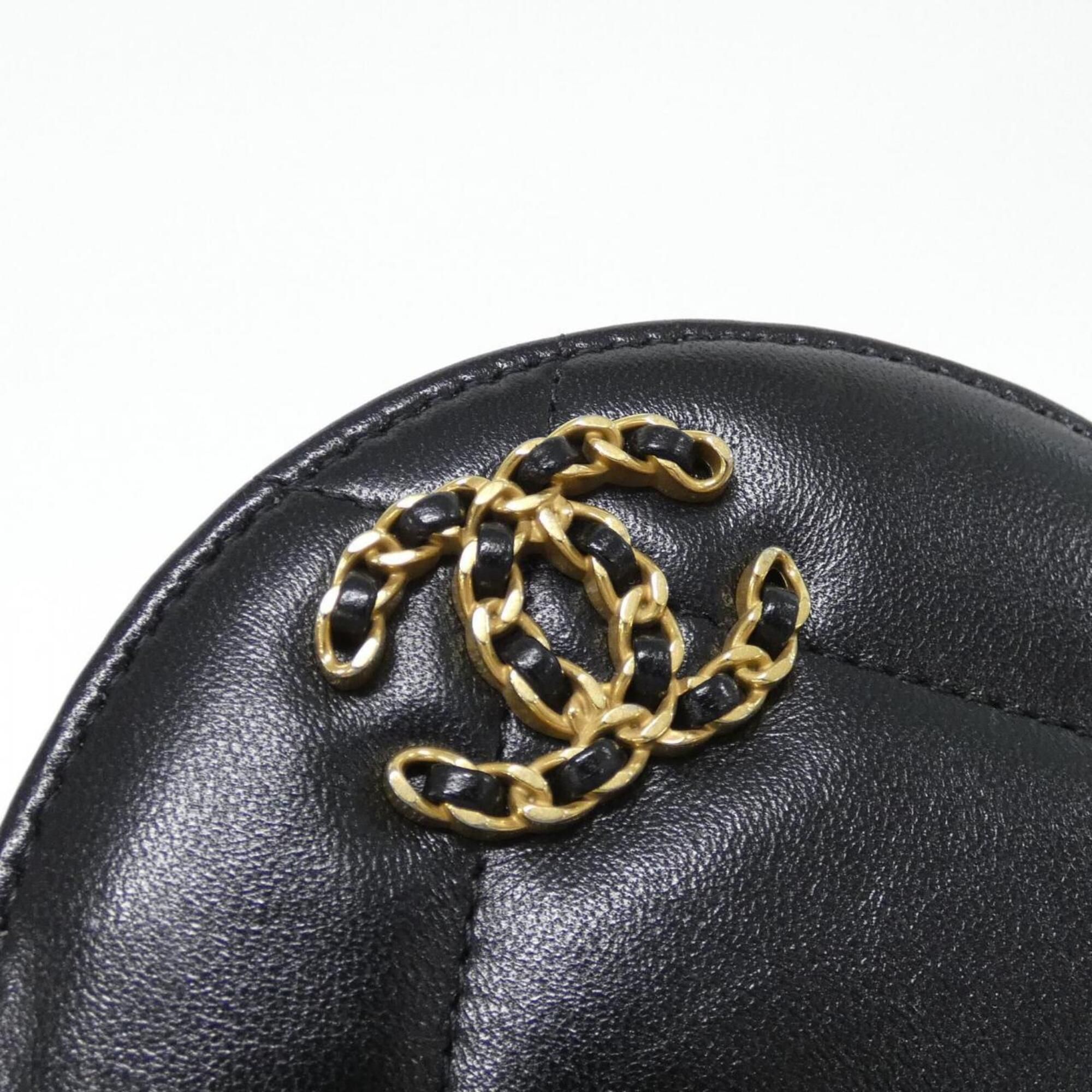 Leather Shoulder Bag (Pre-Owned) - Chanel - Modalova