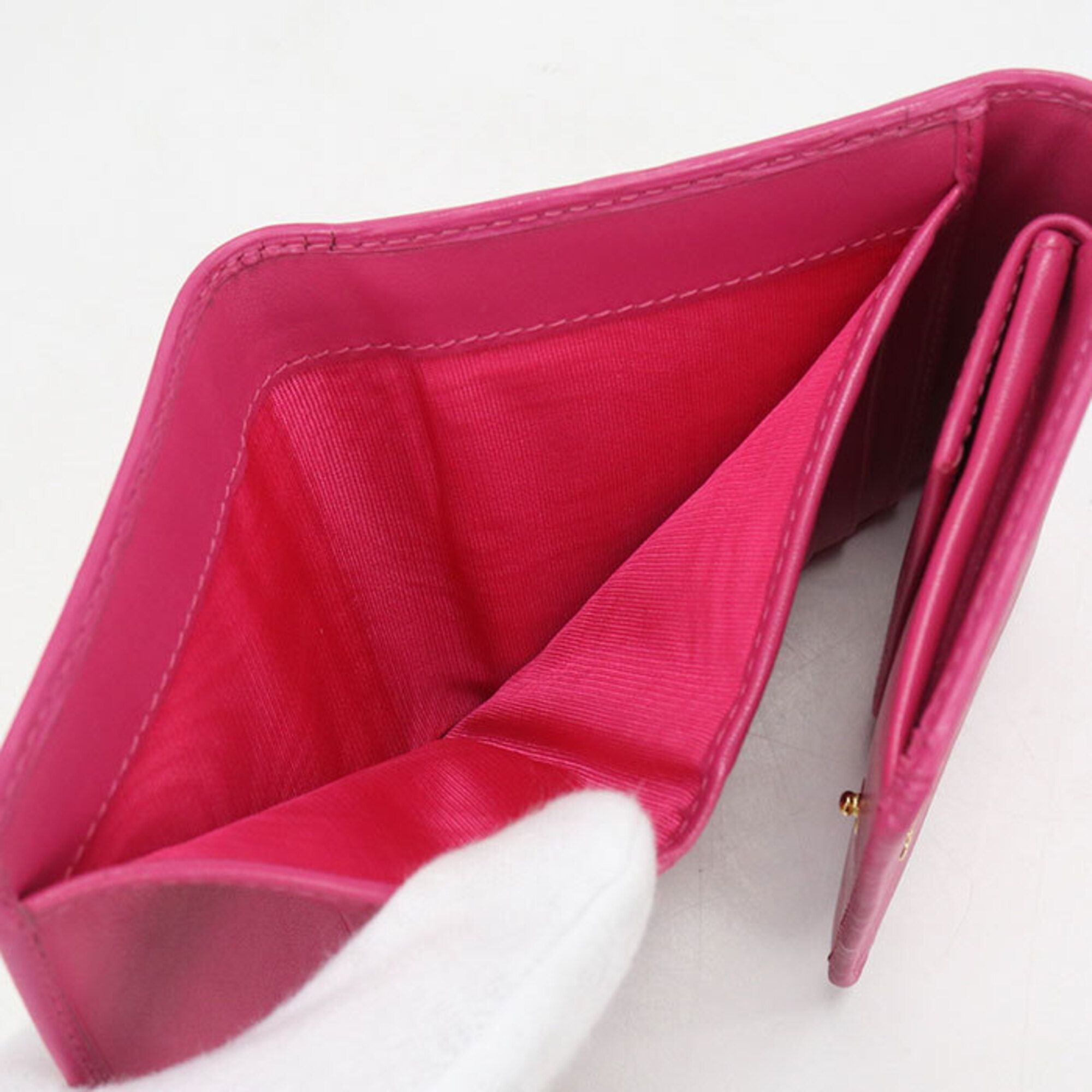 Leather Wallet (Tri-Fold) (Pre-Owned) - Prada - Modalova