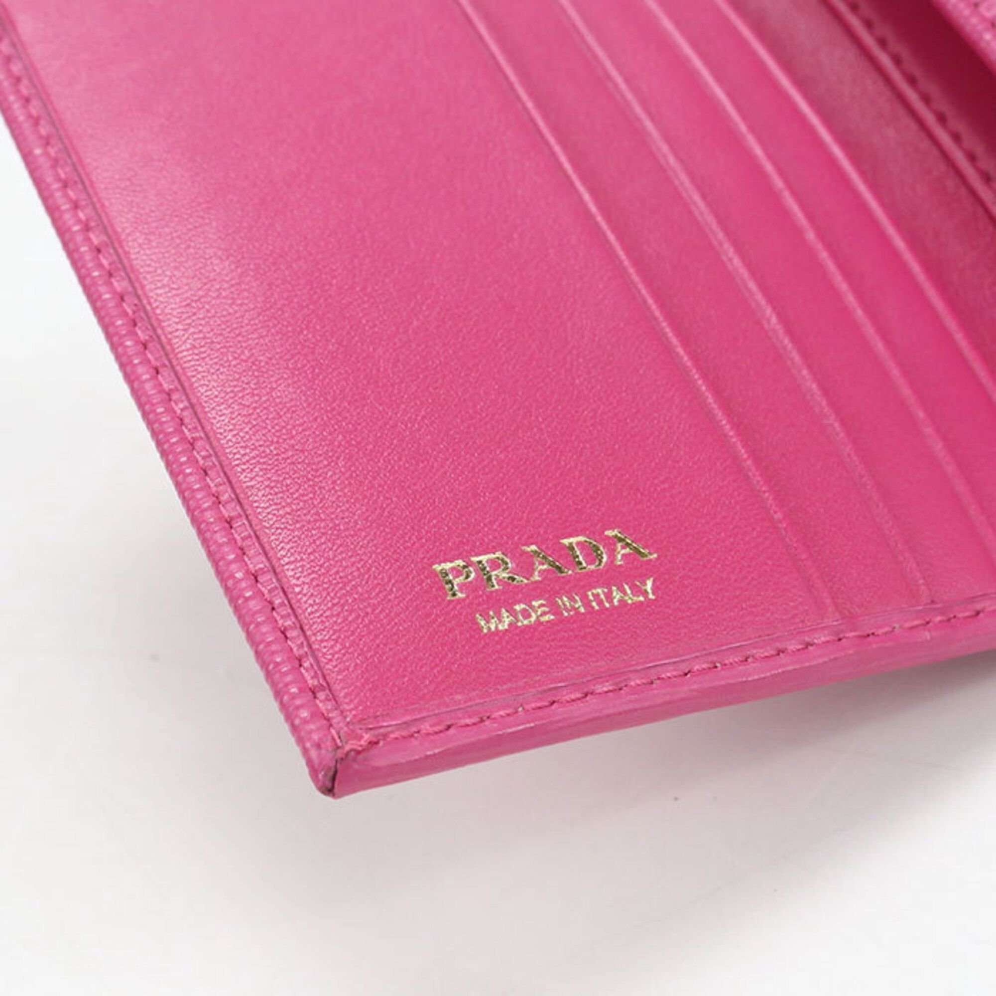 Leather Wallet (Tri-Fold) (Pre-Owned) - Prada - Modalova