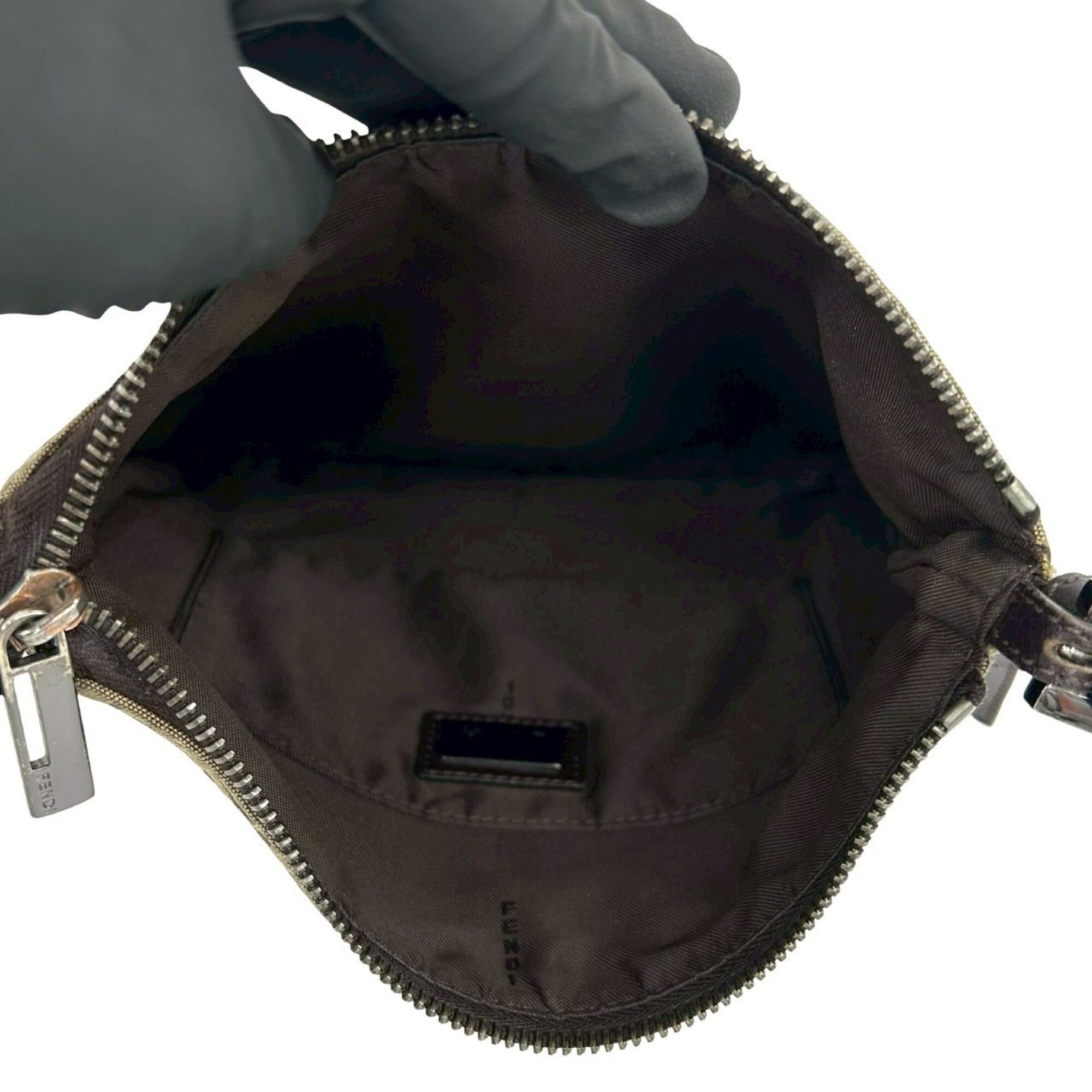 Canvas Leather Pochette Shoulder Bag (Pre-Owned) - Fendi - Modalova