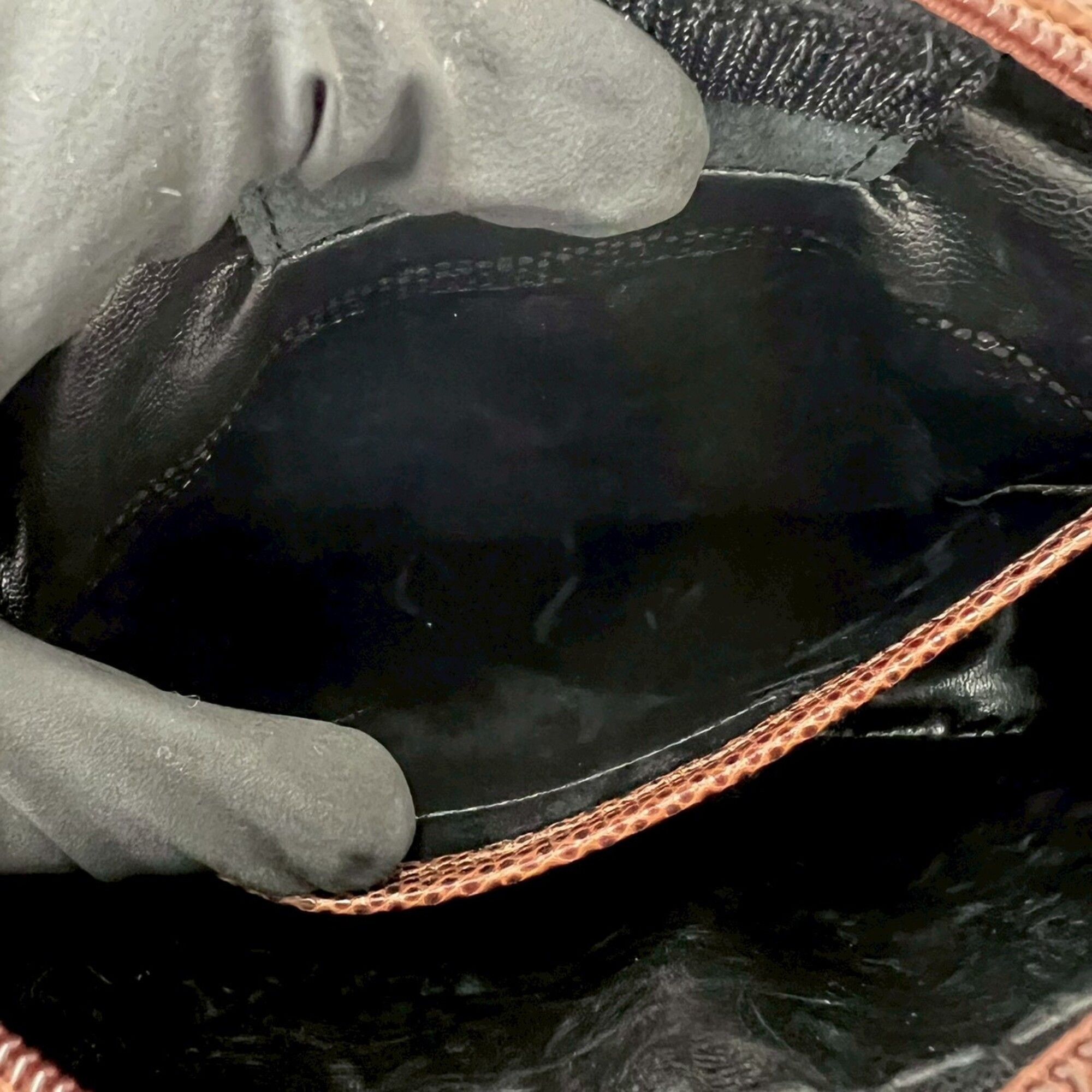 Leather Shoulder Bag (Pre-Owned) - Salvatore Ferragamo - Modalova