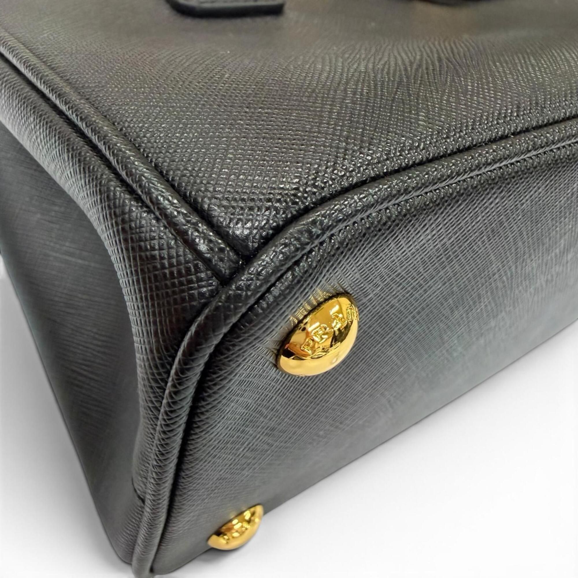 Leather Handbag Shoulder Bag (Pre-Owned) - Prada - Modalova