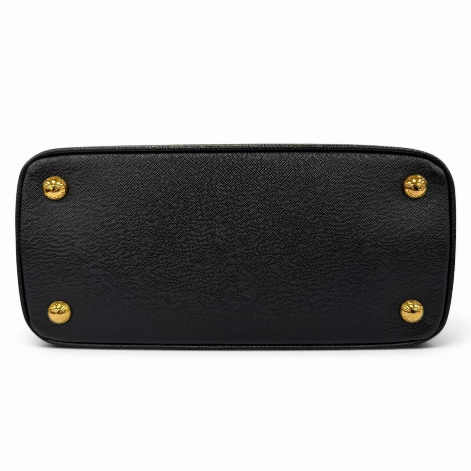 Leather Handbag Shoulder Bag (Pre-Owned) - Prada - Modalova
