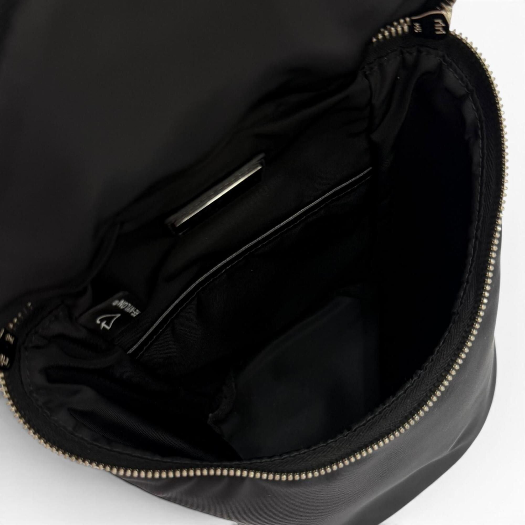 Nylon Leather Pouch Shoulder Bag (Pre-Owned) - Prada - Modalova