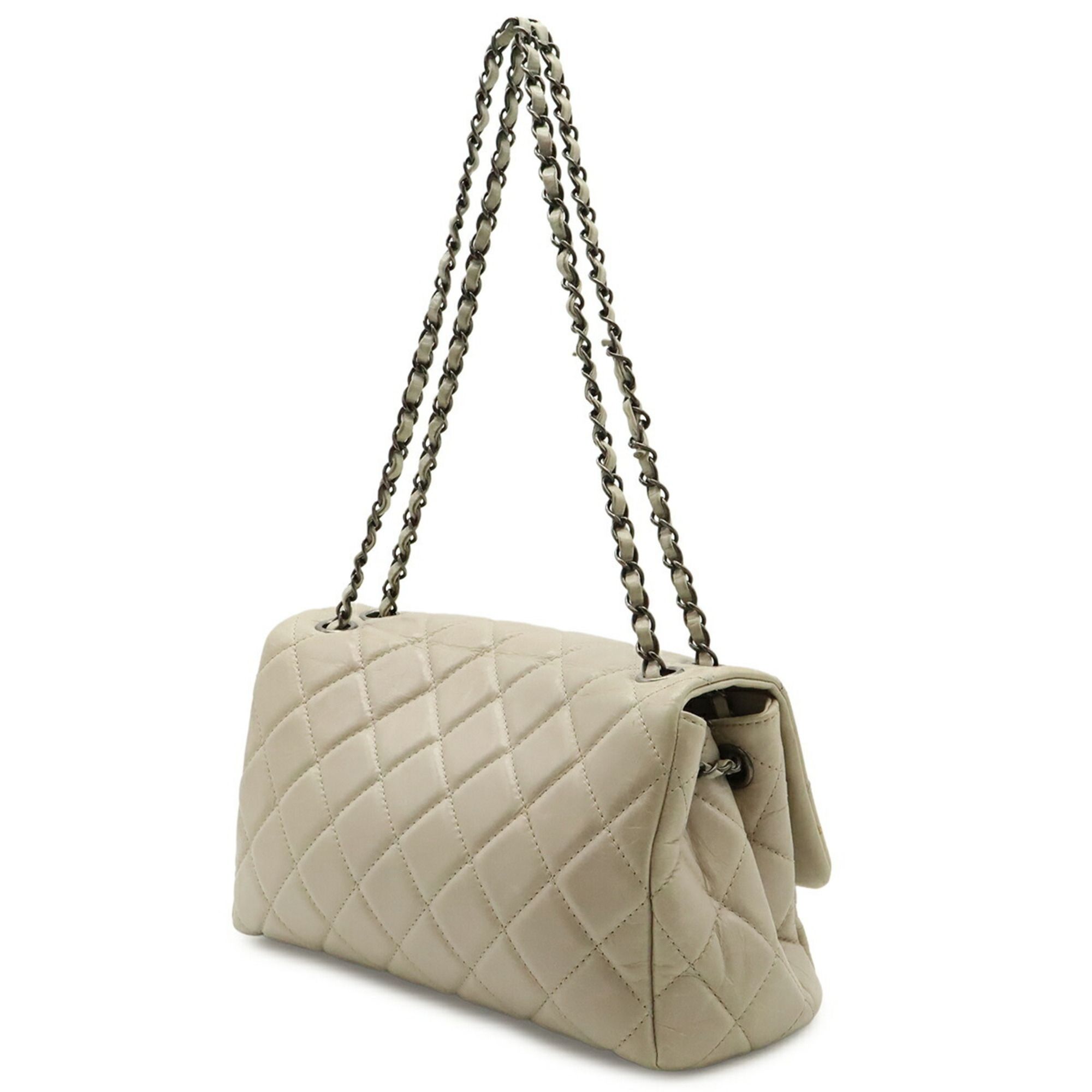 Matelasse Leather Shoulder Bag (Pre-Owned) - Chanel - Modalova