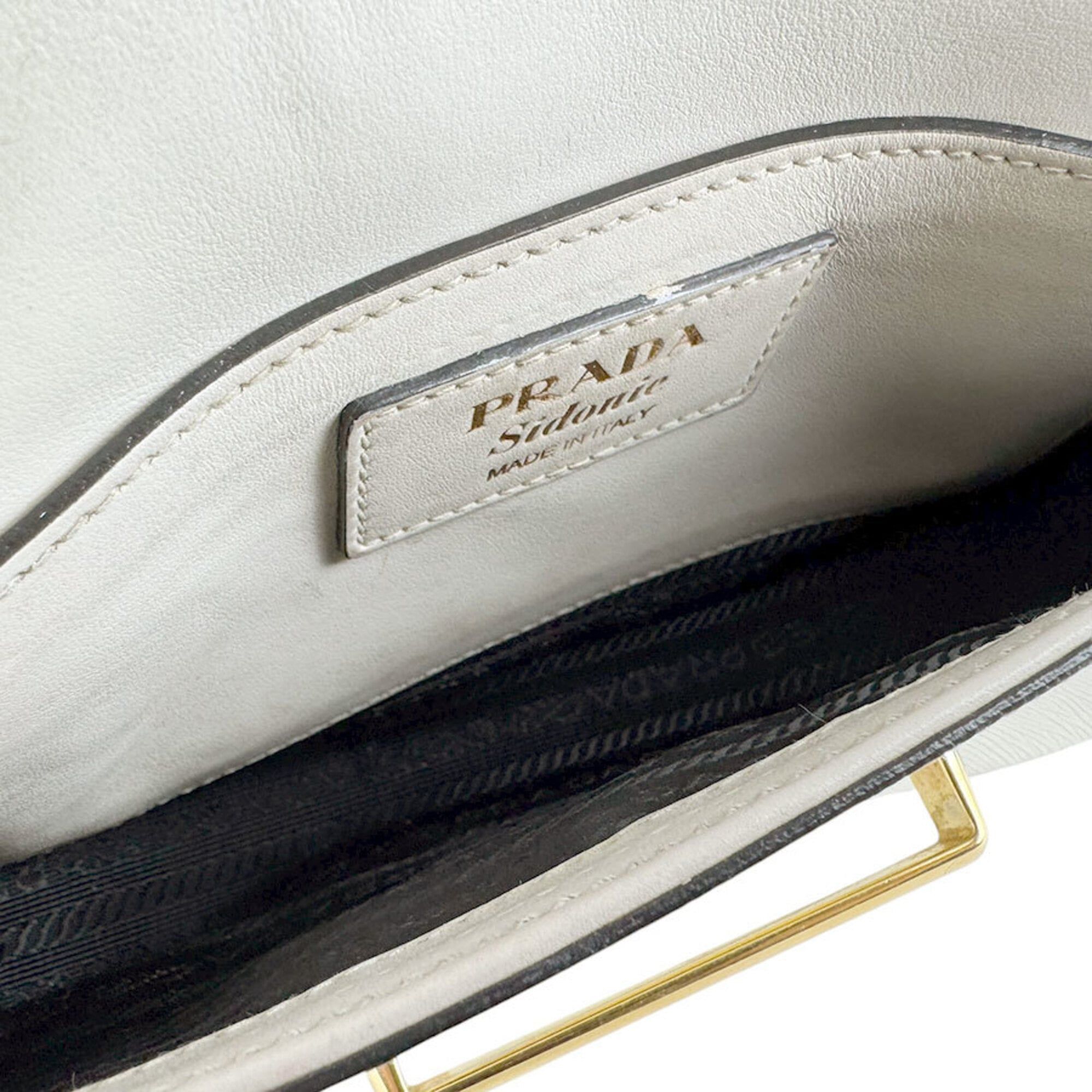 Leather Shoulder Bag (Pre-Owned) - Prada - Modalova
