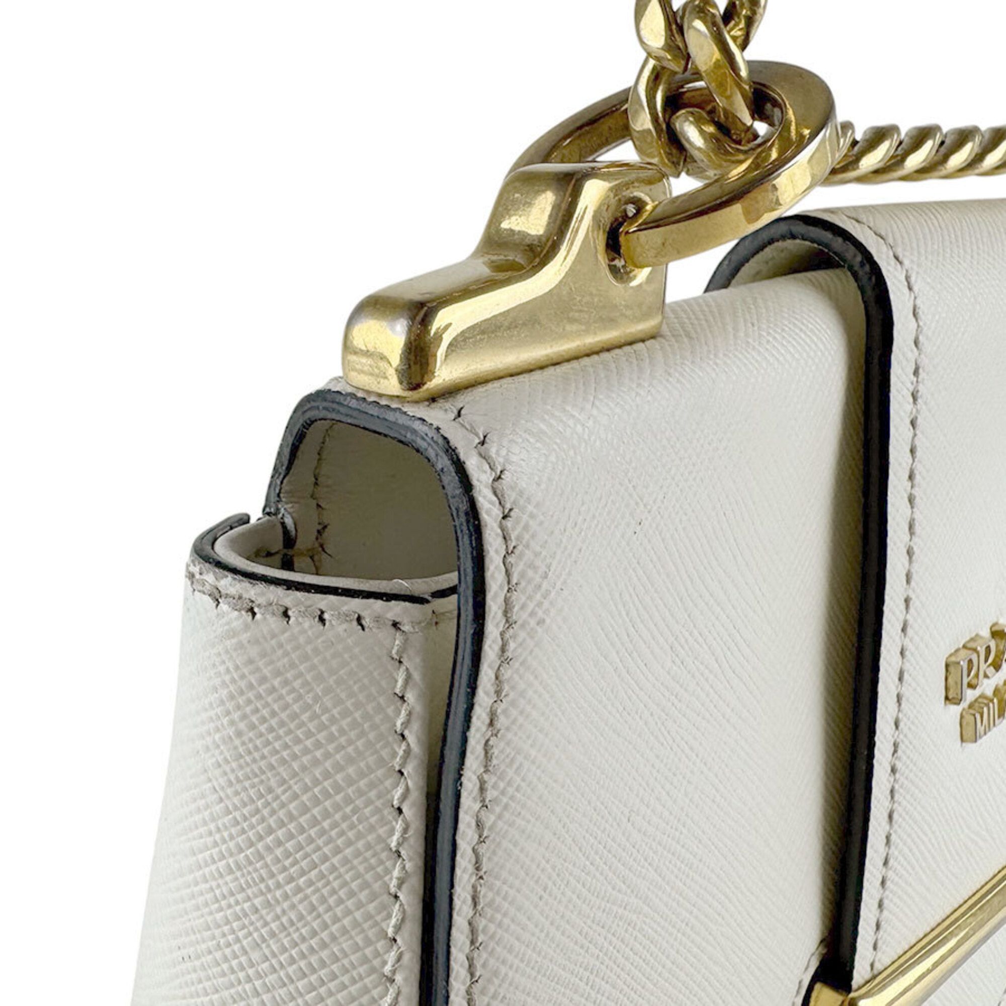 Leather Shoulder Bag (Pre-Owned) - Prada - Modalova