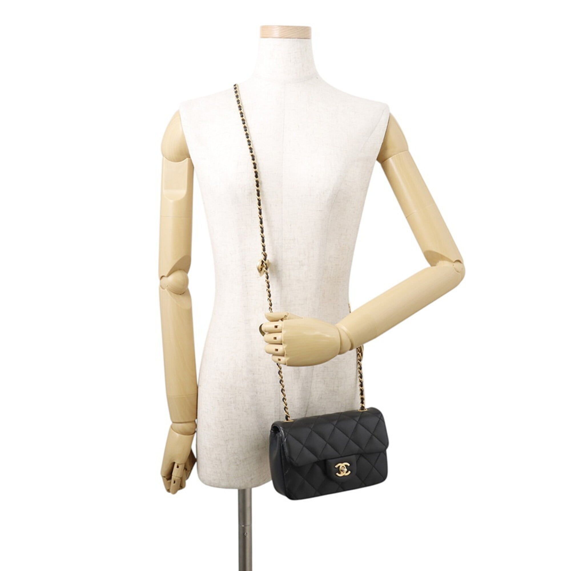Leather Shoulder Bag (Pre-Owned) - Chanel - Modalova