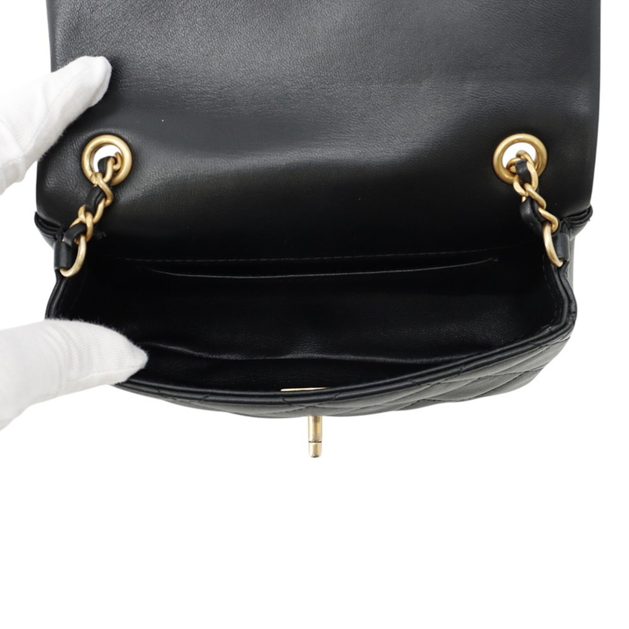 Leather Shoulder Bag (Pre-Owned) - Chanel - Modalova