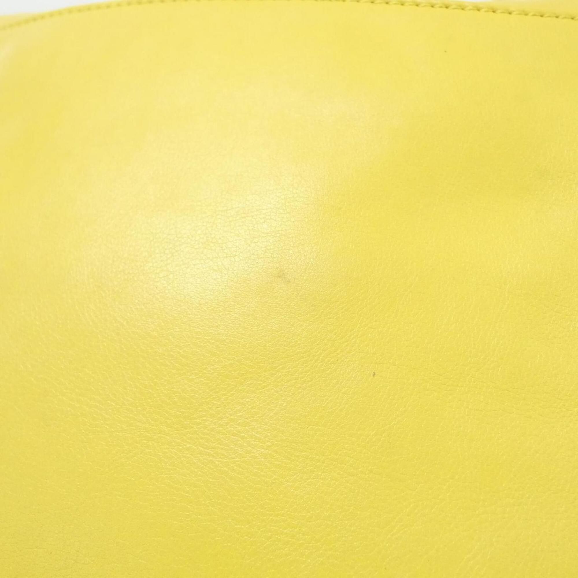 Leather Shoulder Bag (Pre-Owned) - Chanel - Modalova